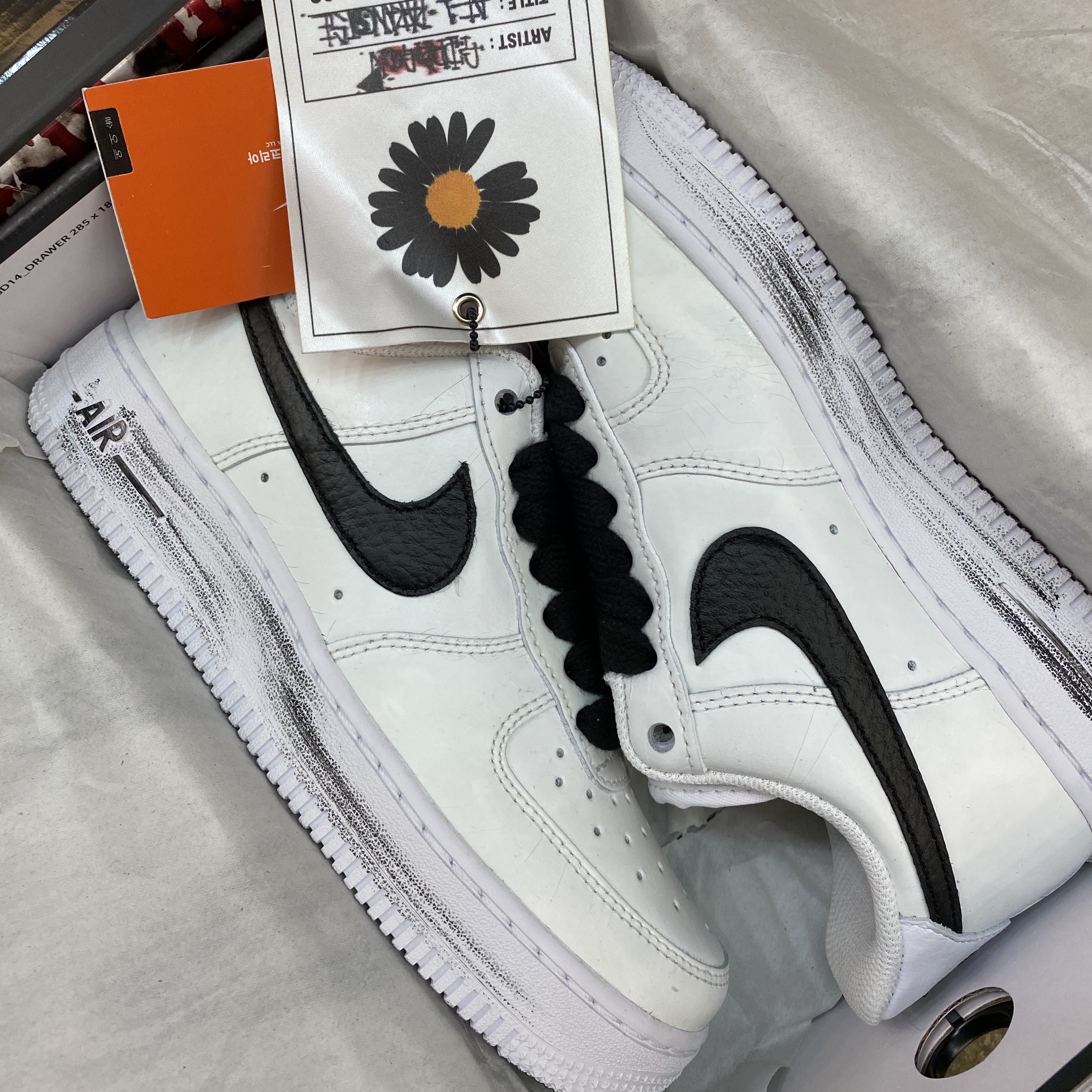 Nike x Peaceminusone Air Force 1 Low Para-Noise 2.0 착용 스타일