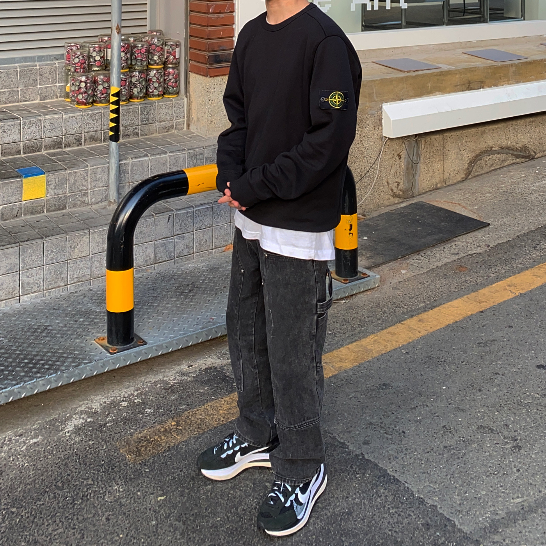Nike x Sacai VaporWaffle Black White 착용 스타일
