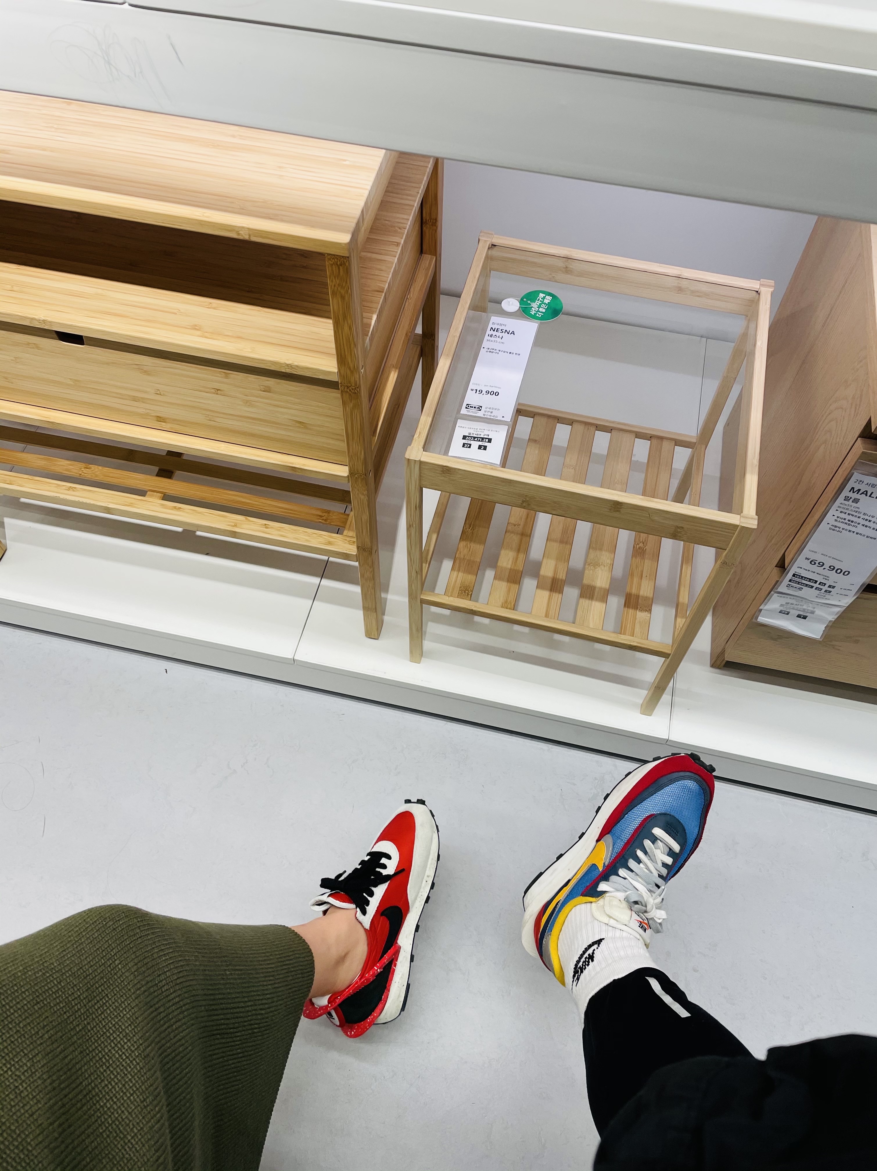 Nike x Sacai LDWaffle Blue Multi, (W) Nike x Undercover Daybreak University Red 착용 스타일