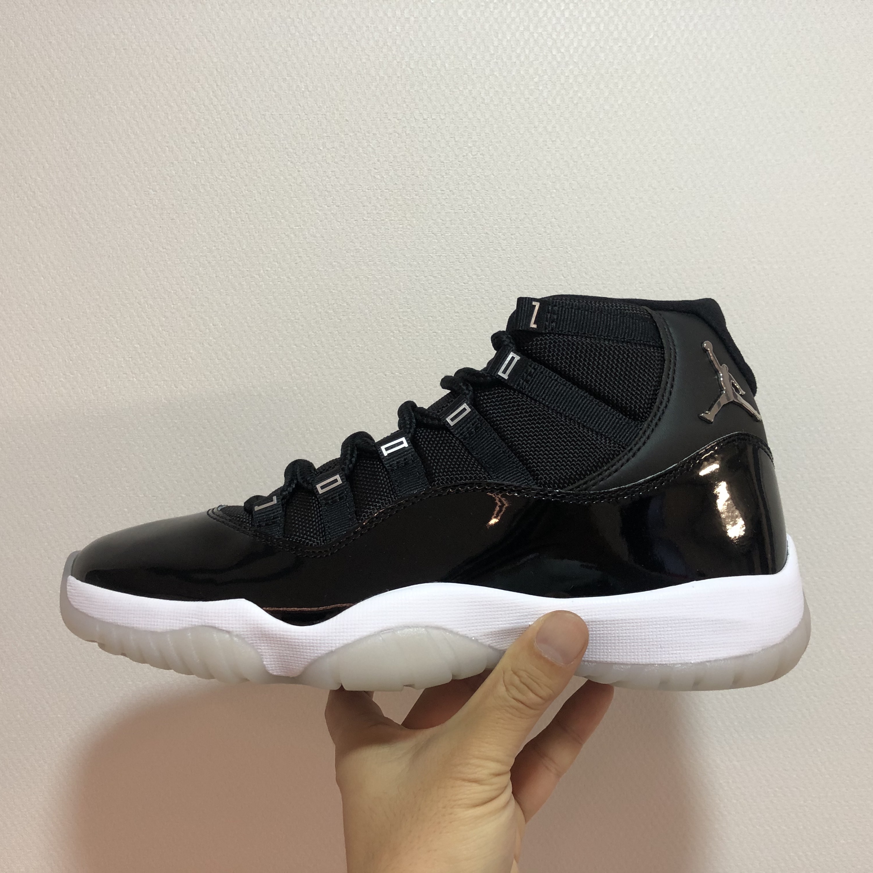 Jordan 11 Retro Jubilee 착용 스타일