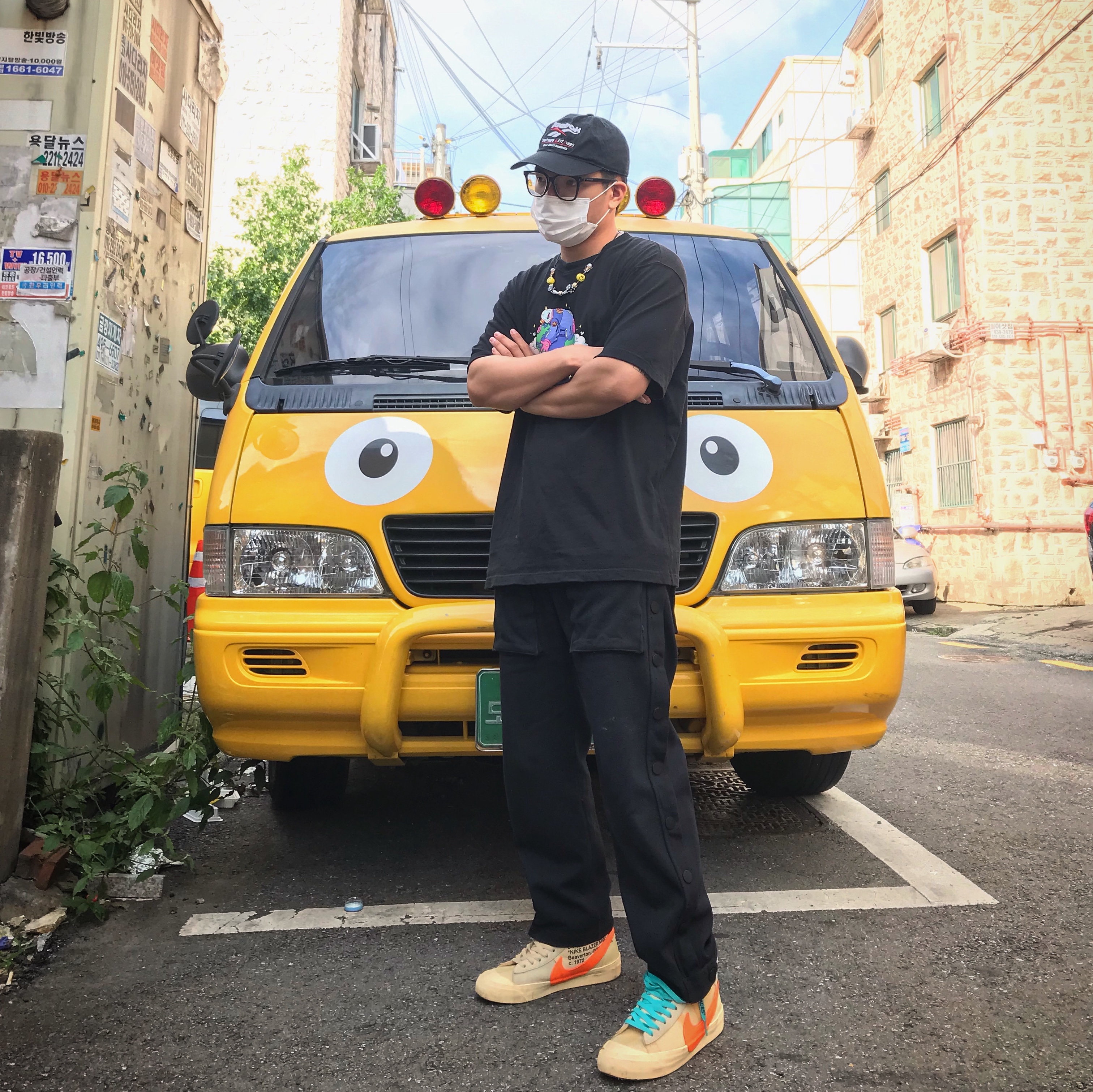 Nike x Off-White Blazer Mid Off-White All Hallow's Eve 착용 스타일 - 1
