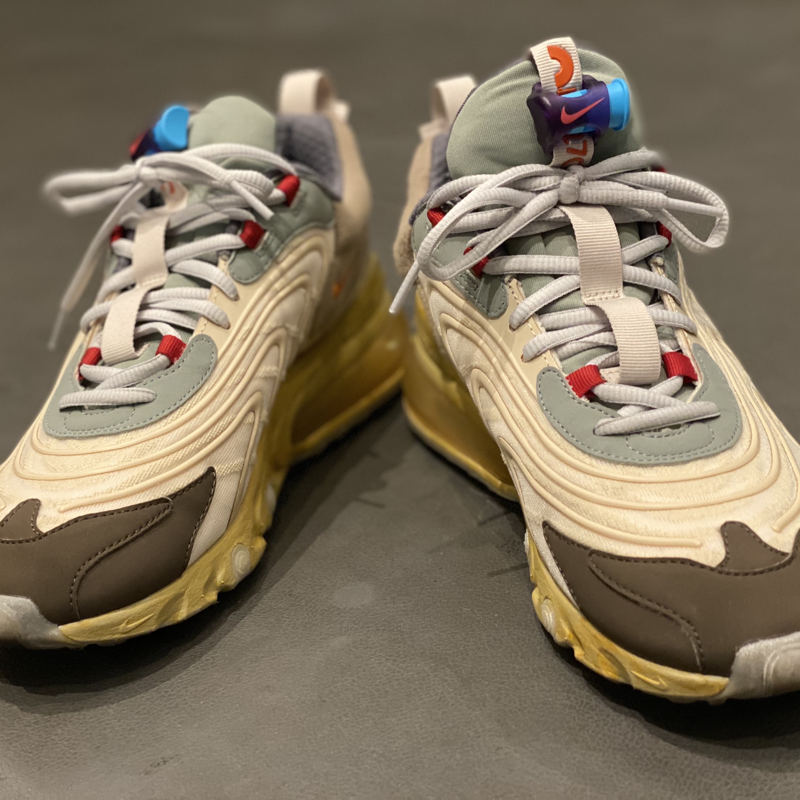 Nike x Travis Scott Air Max 270 React Cactus Trails 착용 스타일