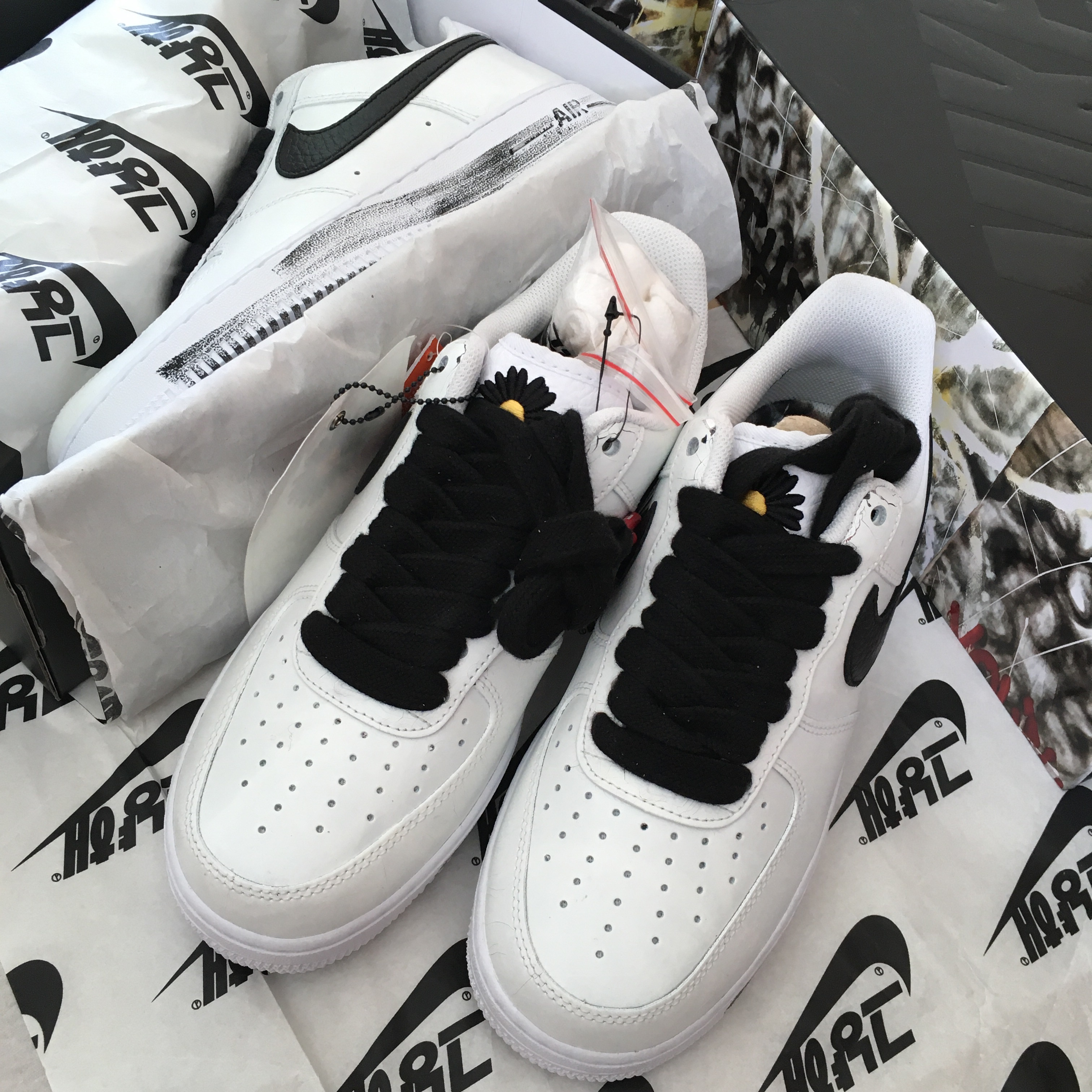 Nike x Peaceminusone Air Force 1 Low Para-Noise 2.0 착용 스타일