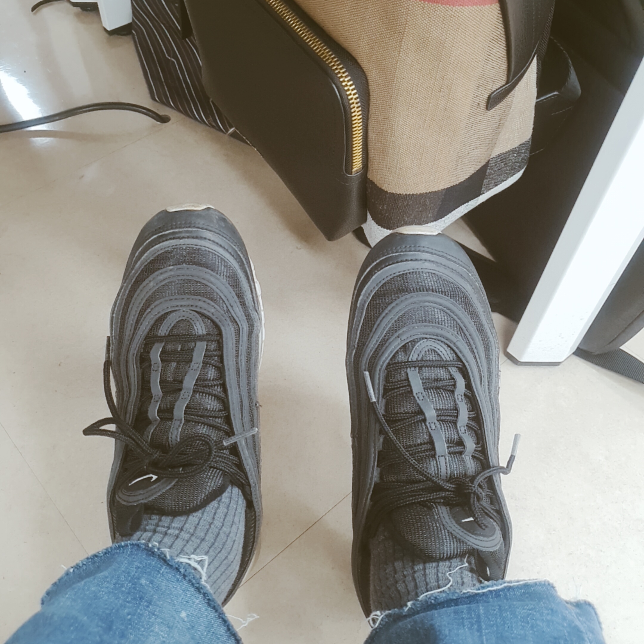 Nike Air Max 97 Black White 착용 스타일