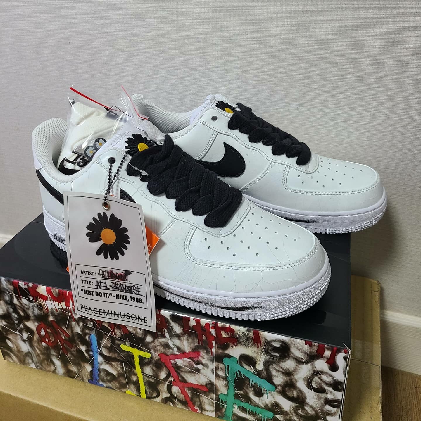 Nike x Peaceminusone Air Force 1 Low Para-Noise 2.0 착용 스타일 - 1