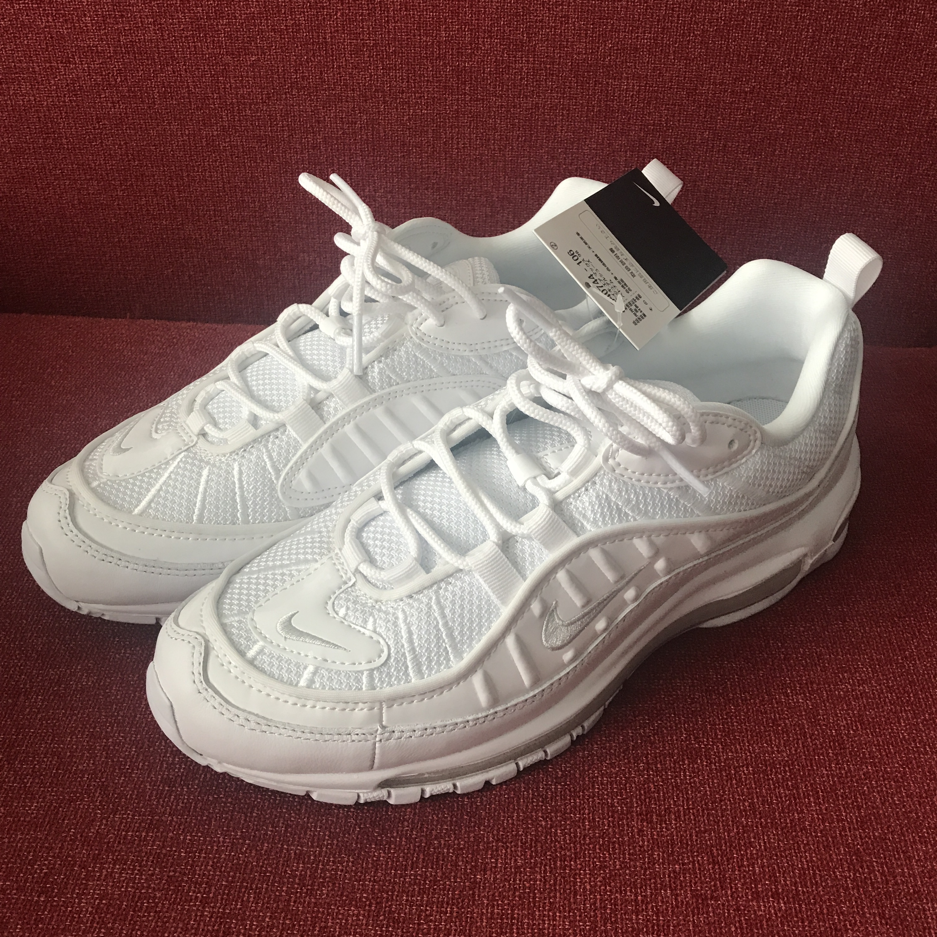 Nike Air Max 98 White 착용 스타일 - 1