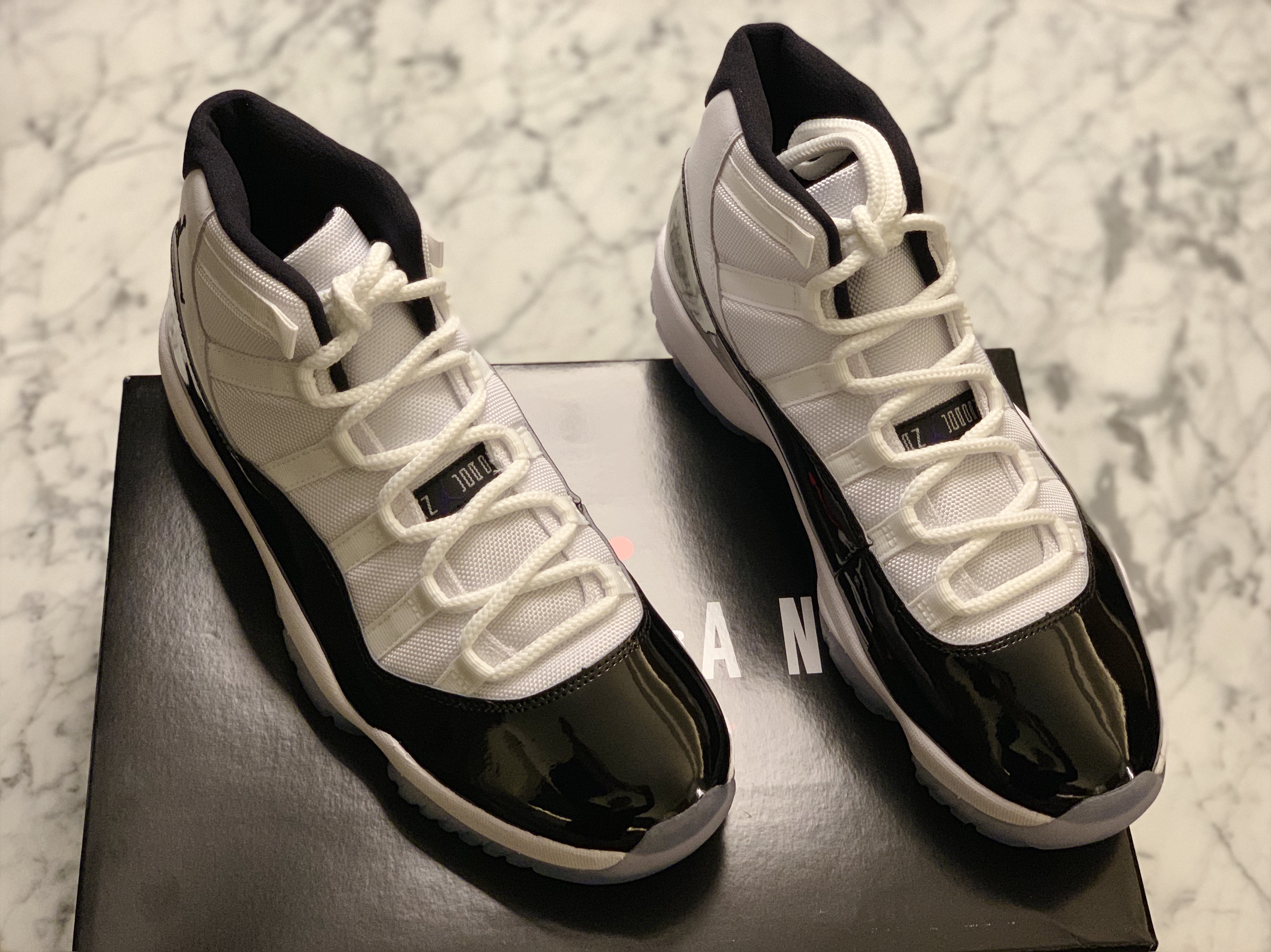 Jordan 11 Retro Concord 2018 착용 스타일