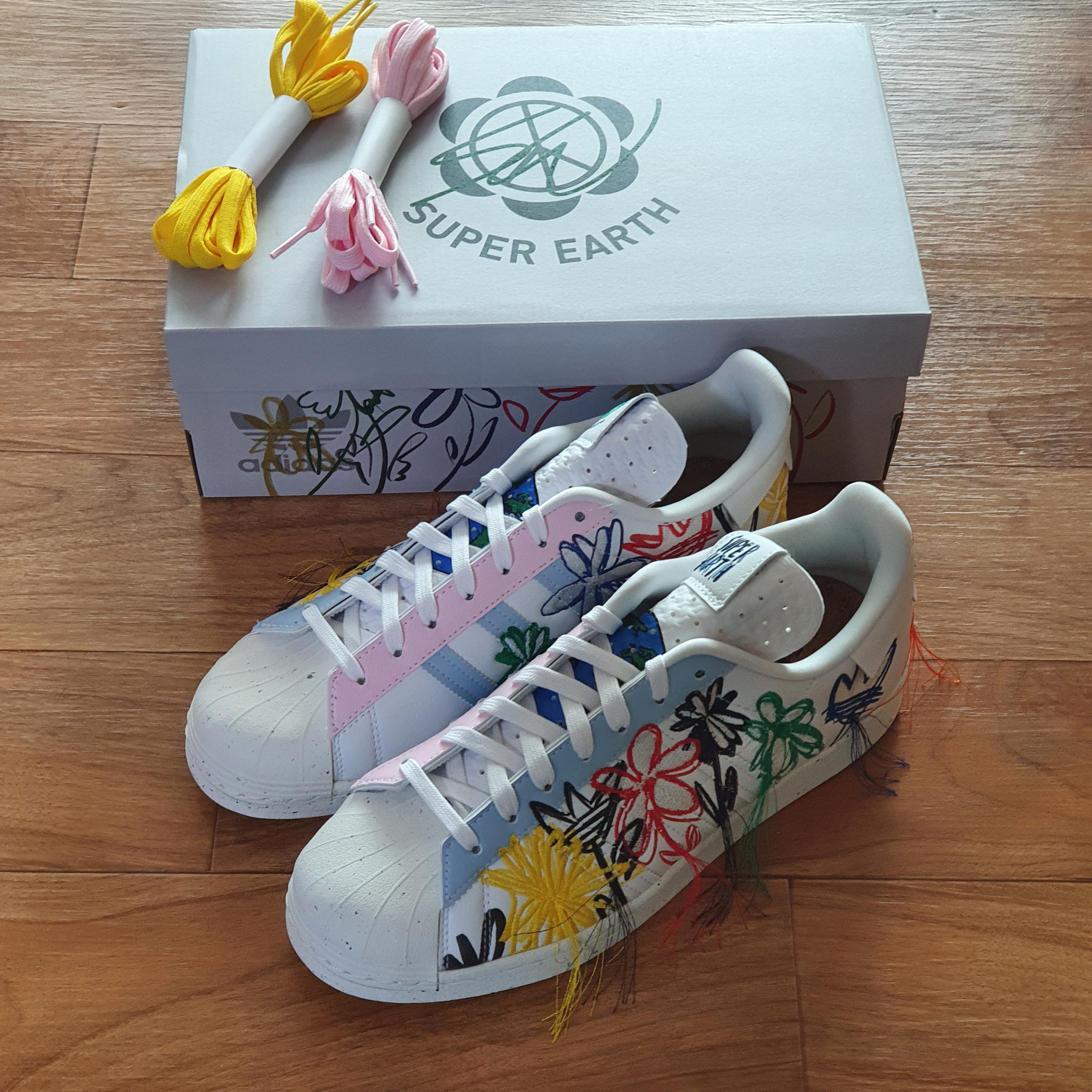 Adidas x Sean Wotherspoon Superstar Superearth 착용 스타일