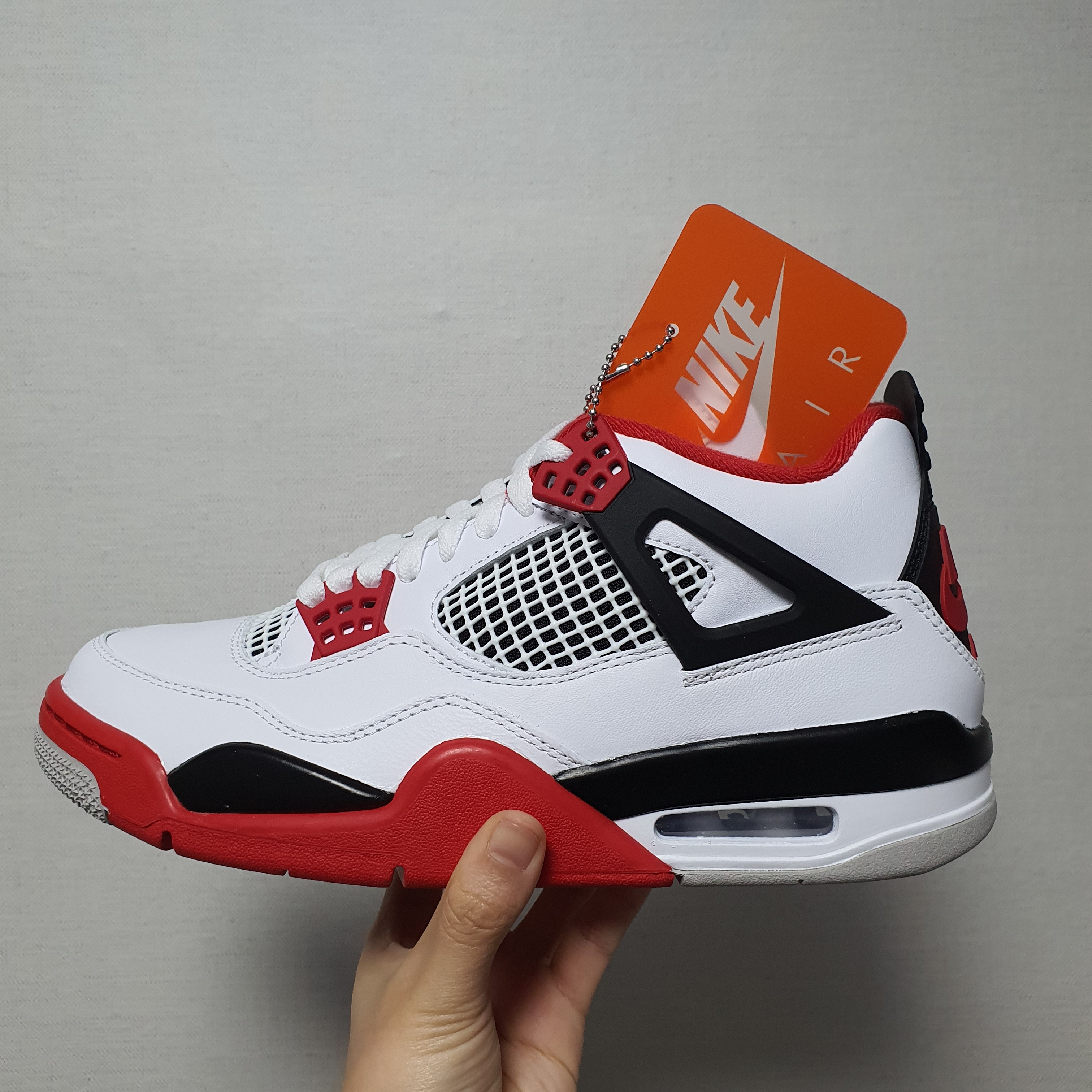Jordan 5 Retro Fire Red 2013 착용 스타일