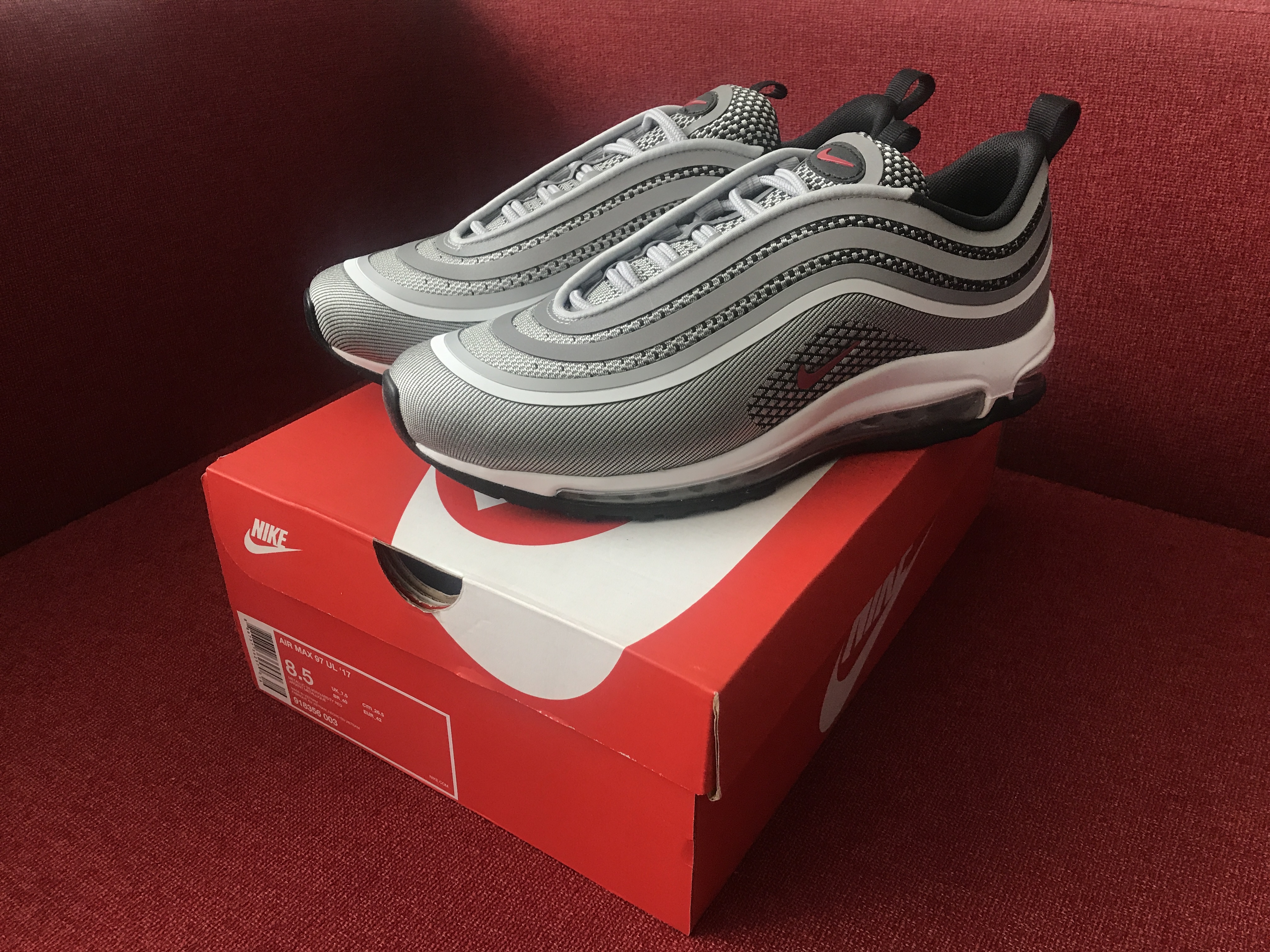 Nike Air Max 97 Ultra 17 Silver Bullet 착용 스타일 - 4