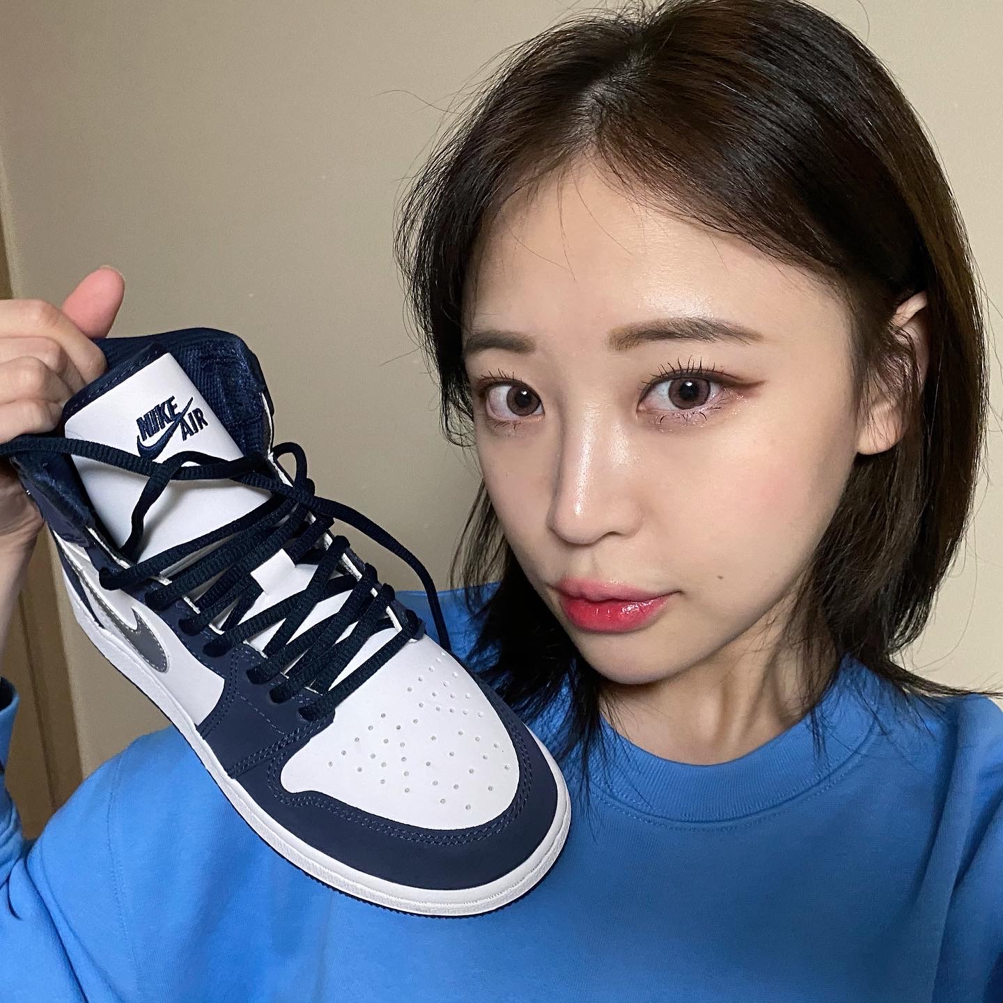 Jordan 1 Retro High OG CO.JP Midnight Navy, (GS) Jordan 1 Retro High OG CO.JP Midnight Navy 착용 스타일 - 5