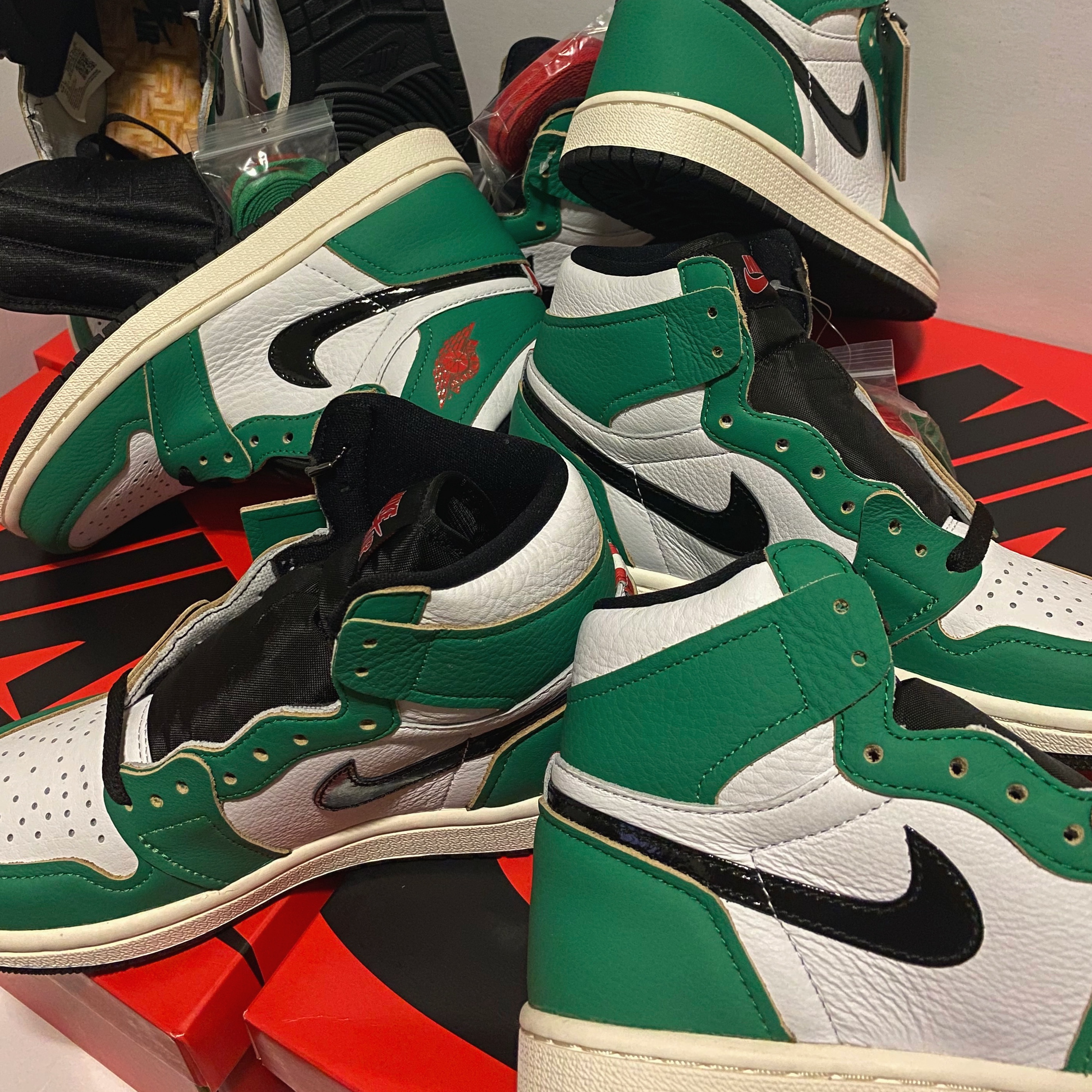 (W) Jordan 1 Retro High OG Lucky Green 착용 스타일
