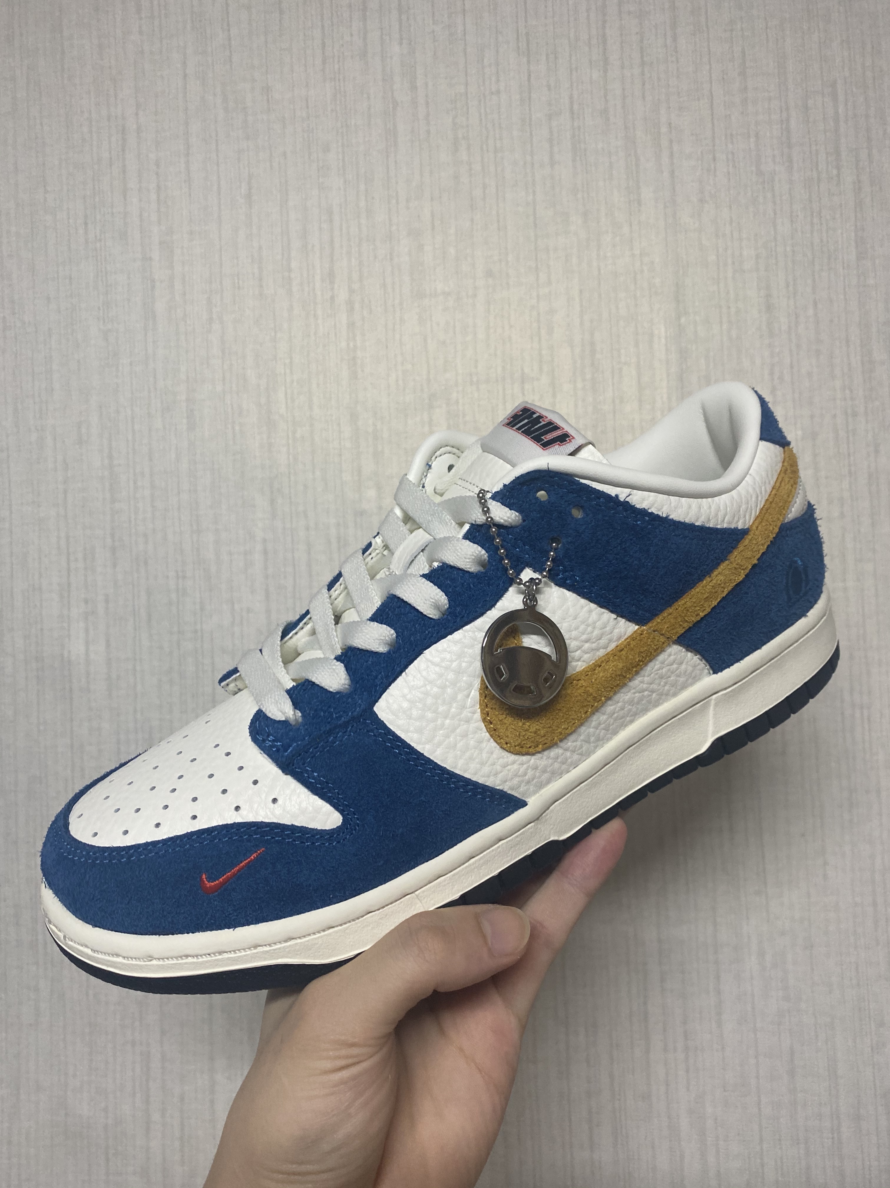 Jordan 1 Retro High OG Turbo Green, (GS) Jordan 1 Low Black Toe 착용 스타일 - 3