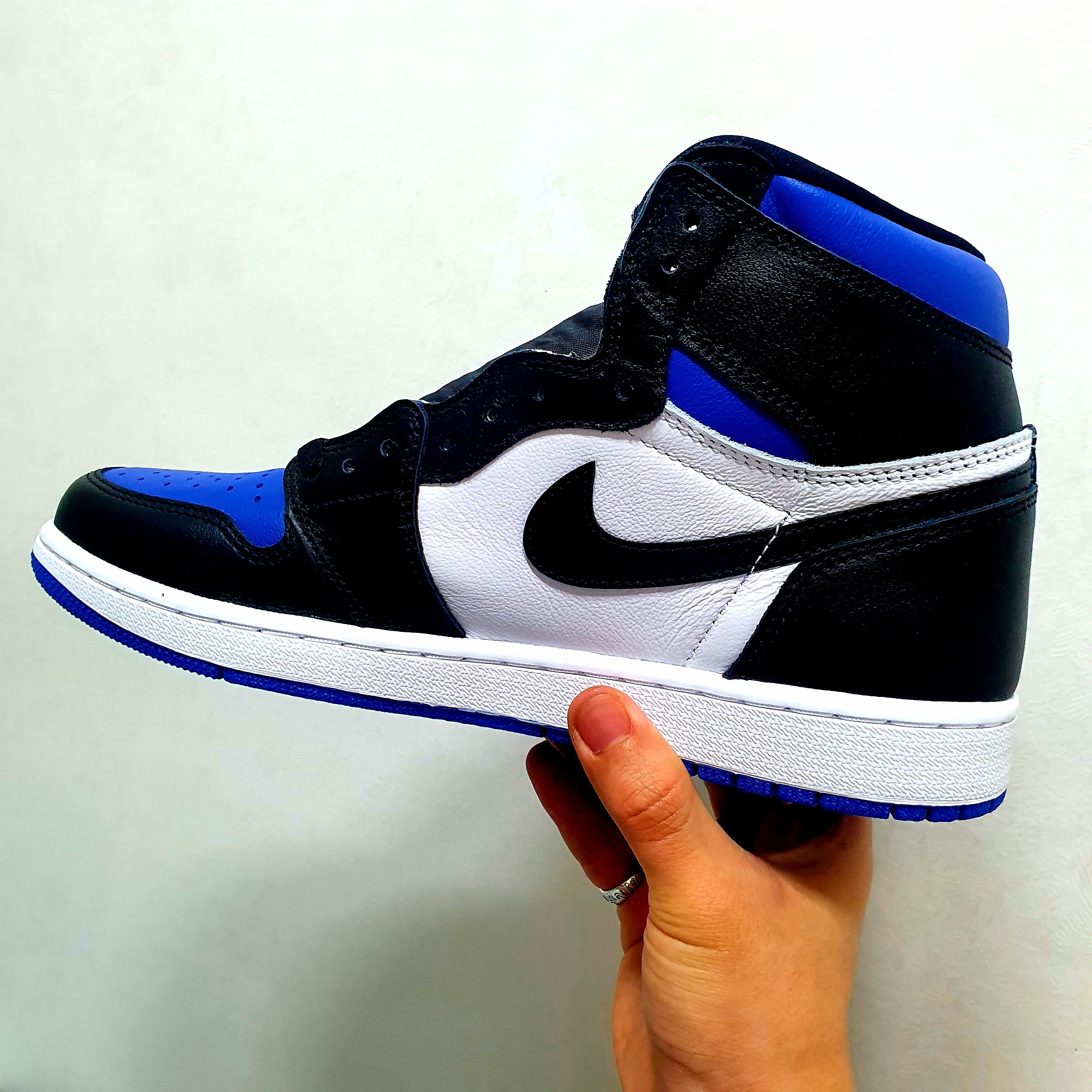 Jordan 1 Retro High OG Royal Toe 착용 스타일