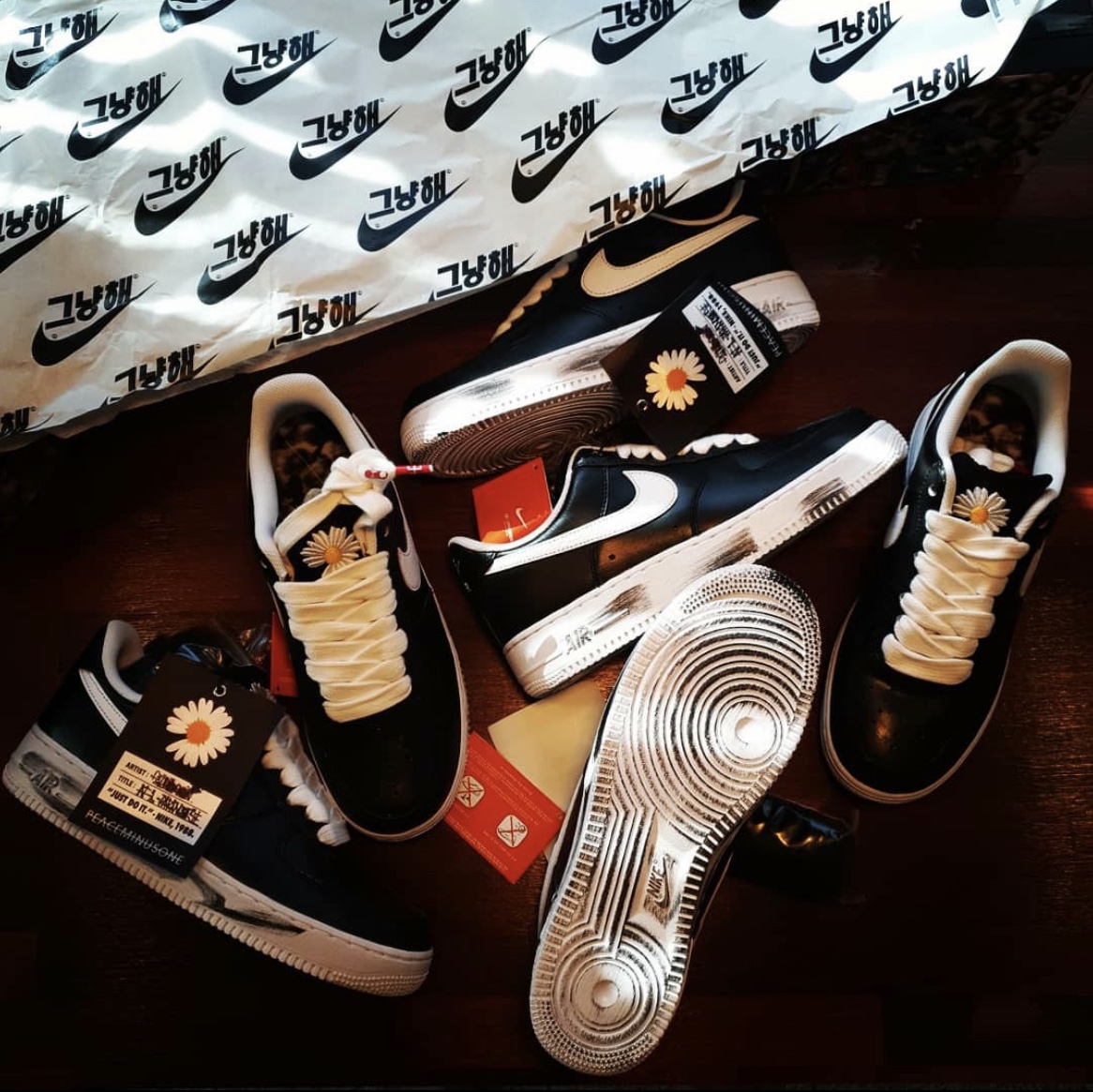Nike x Peaceminusone Air Force 1 Low Para-Noise 착용 스타일