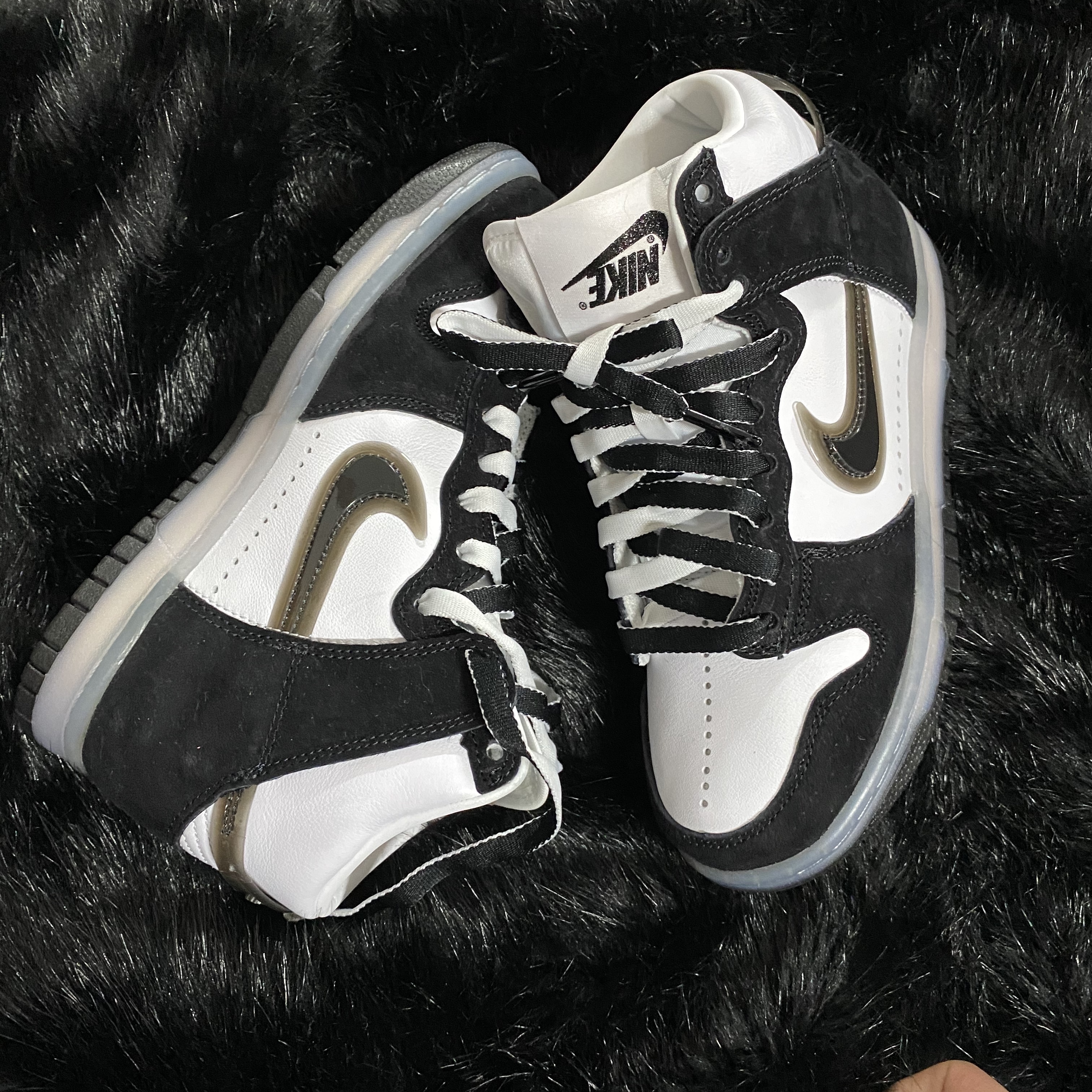 Nike x Slam Jam Dunk High SP Clear Black 착용 스타일