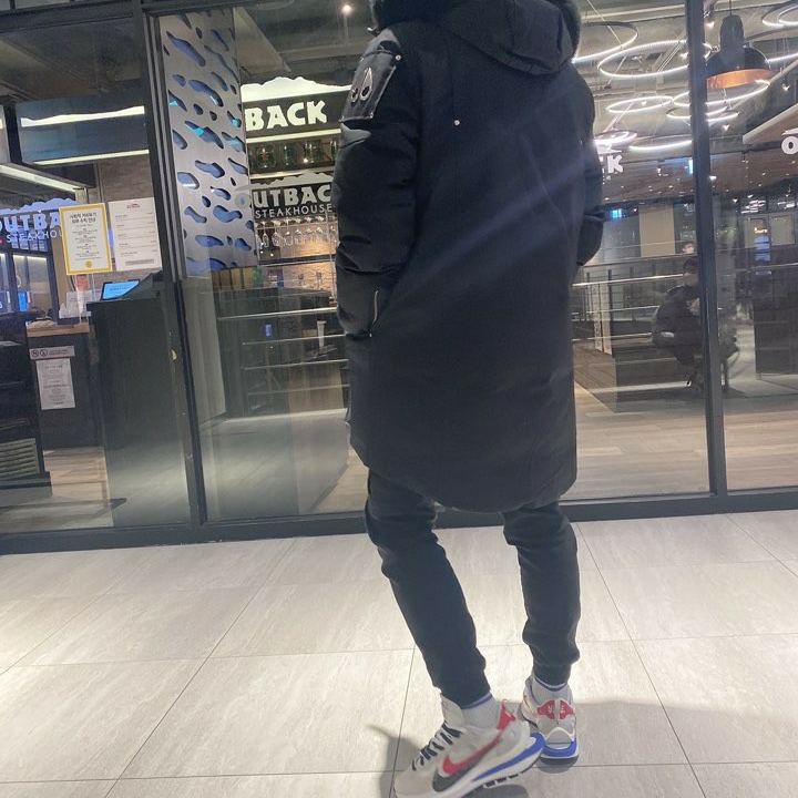 Nike x Sacai VaporWaffle Royal Fuchsia 착용 스타일