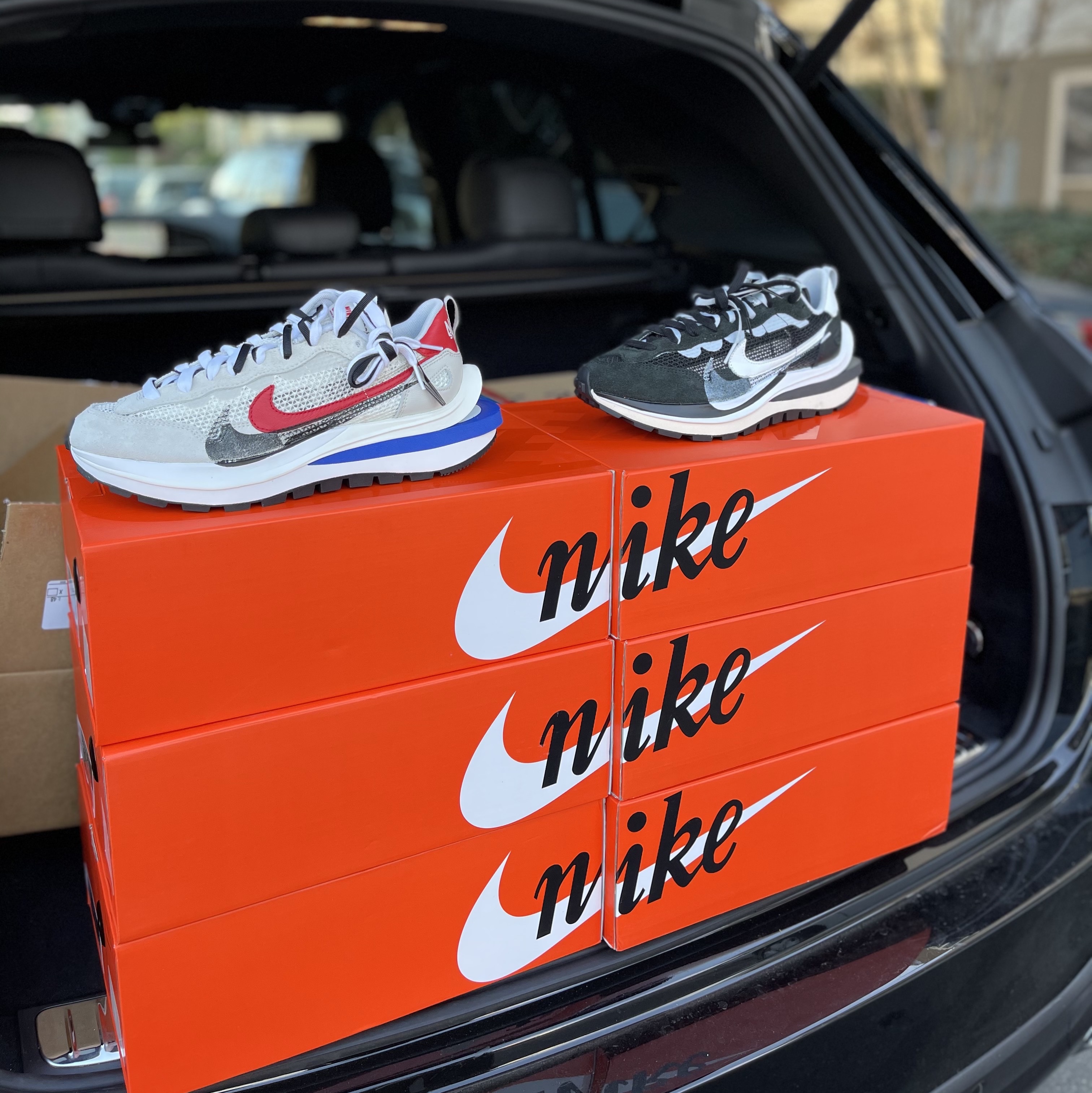 Nike x Sacai VaporWaffle Black White, Nike x Sacai VaporWaffle Royal Fuchsia 착용 스타일 - 2