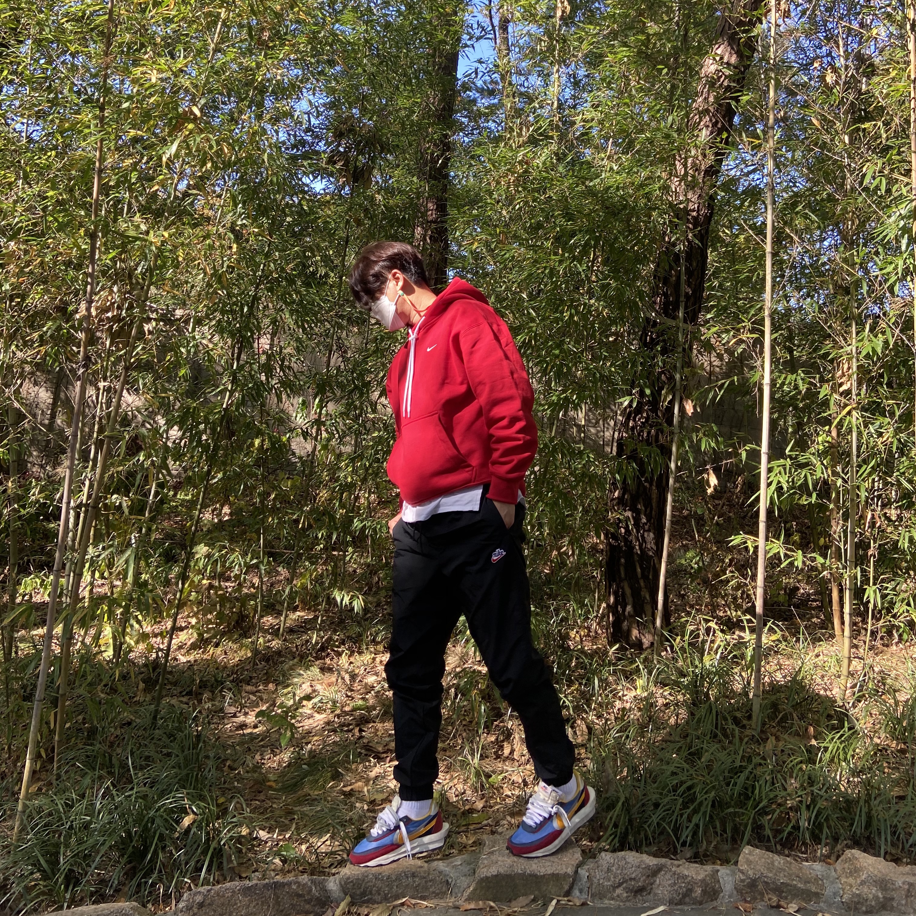 Nike x Sacai LDWaffle Blue Multi 착용 스타일