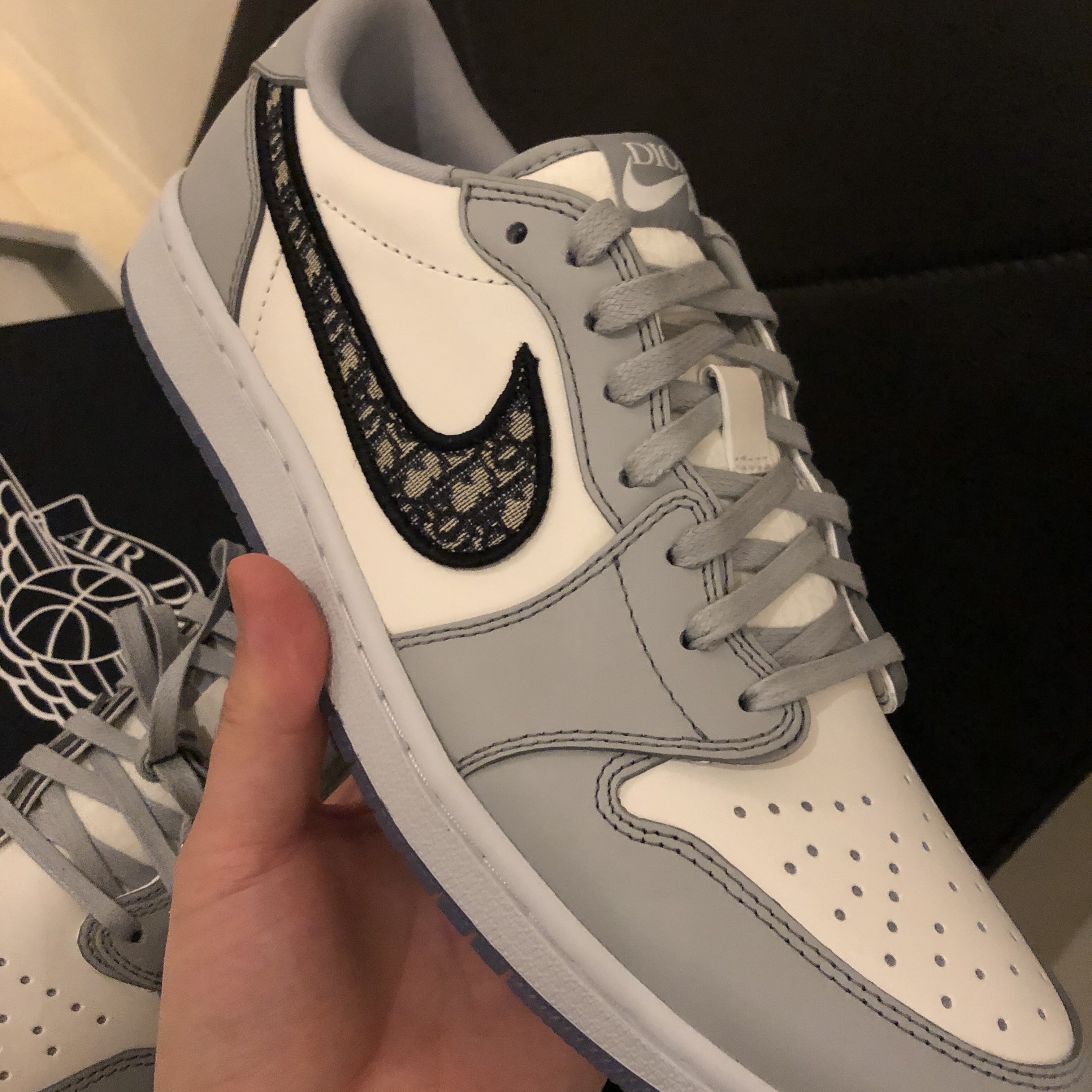 Jordan 1 x Dior Low OG 착용 스타일