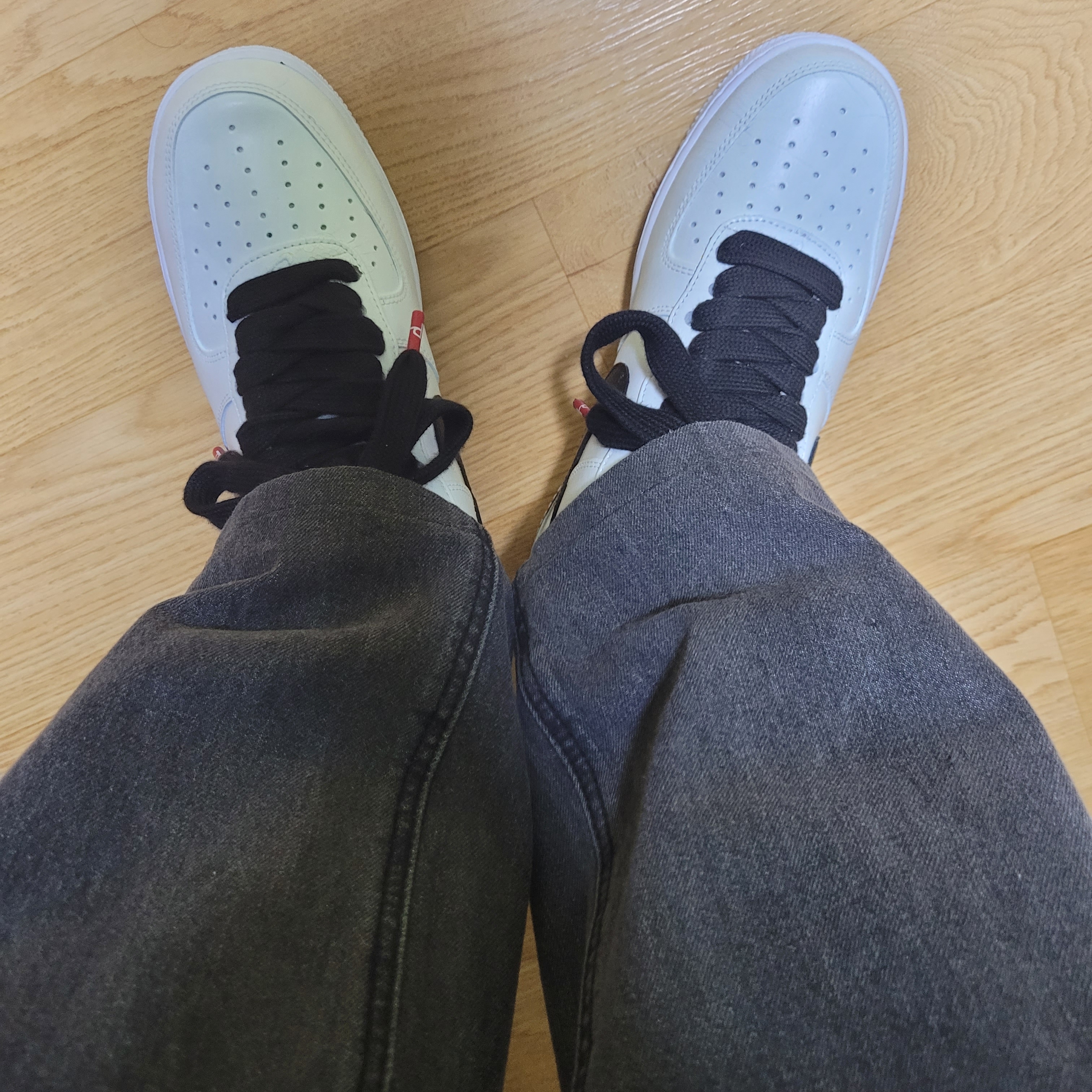 Nike x Peaceminusone Air Force 1 Low Para-Noise 2.0 착용 스타일