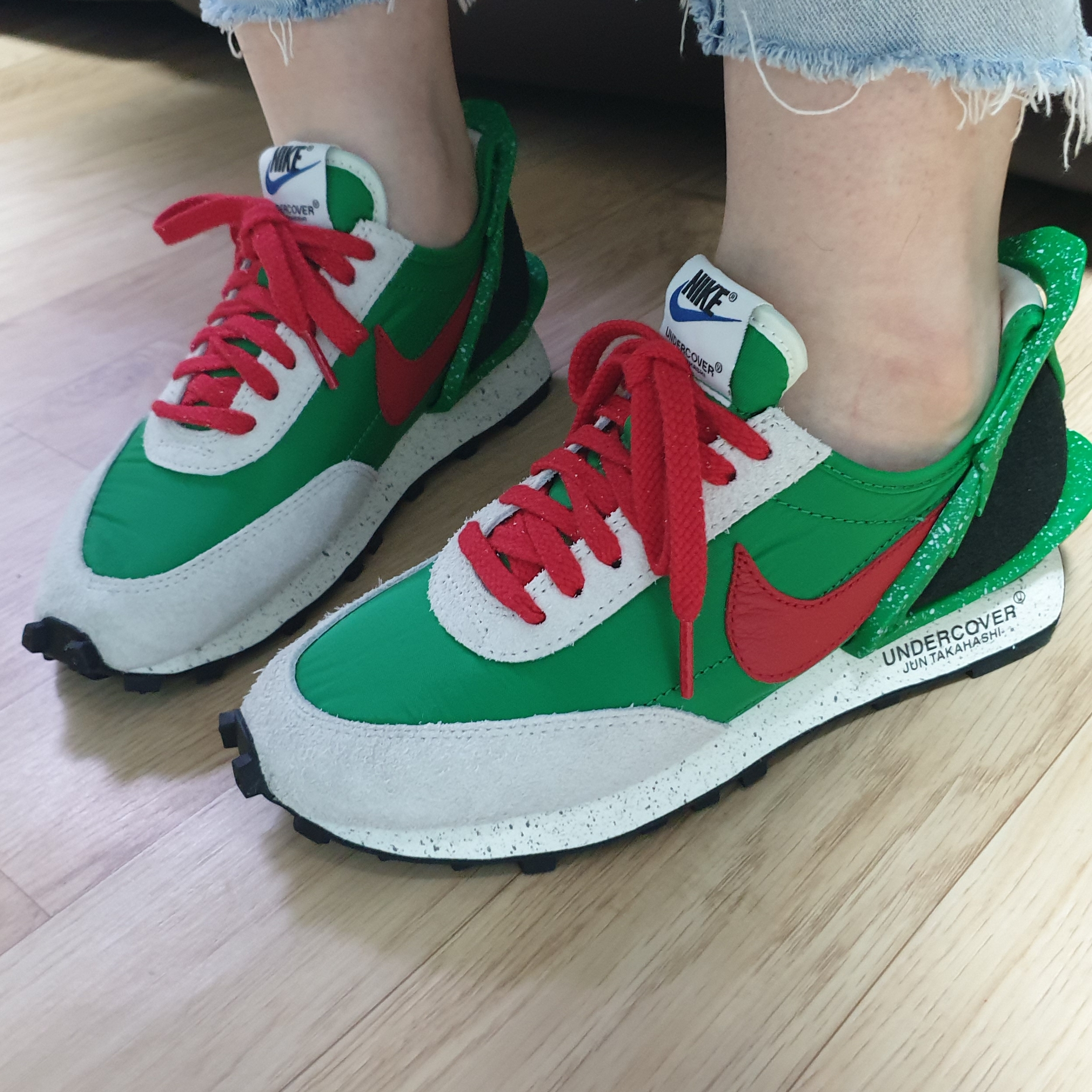 (W) Nike x Undercover Daybreak Lucky Green Red 착용 스타일