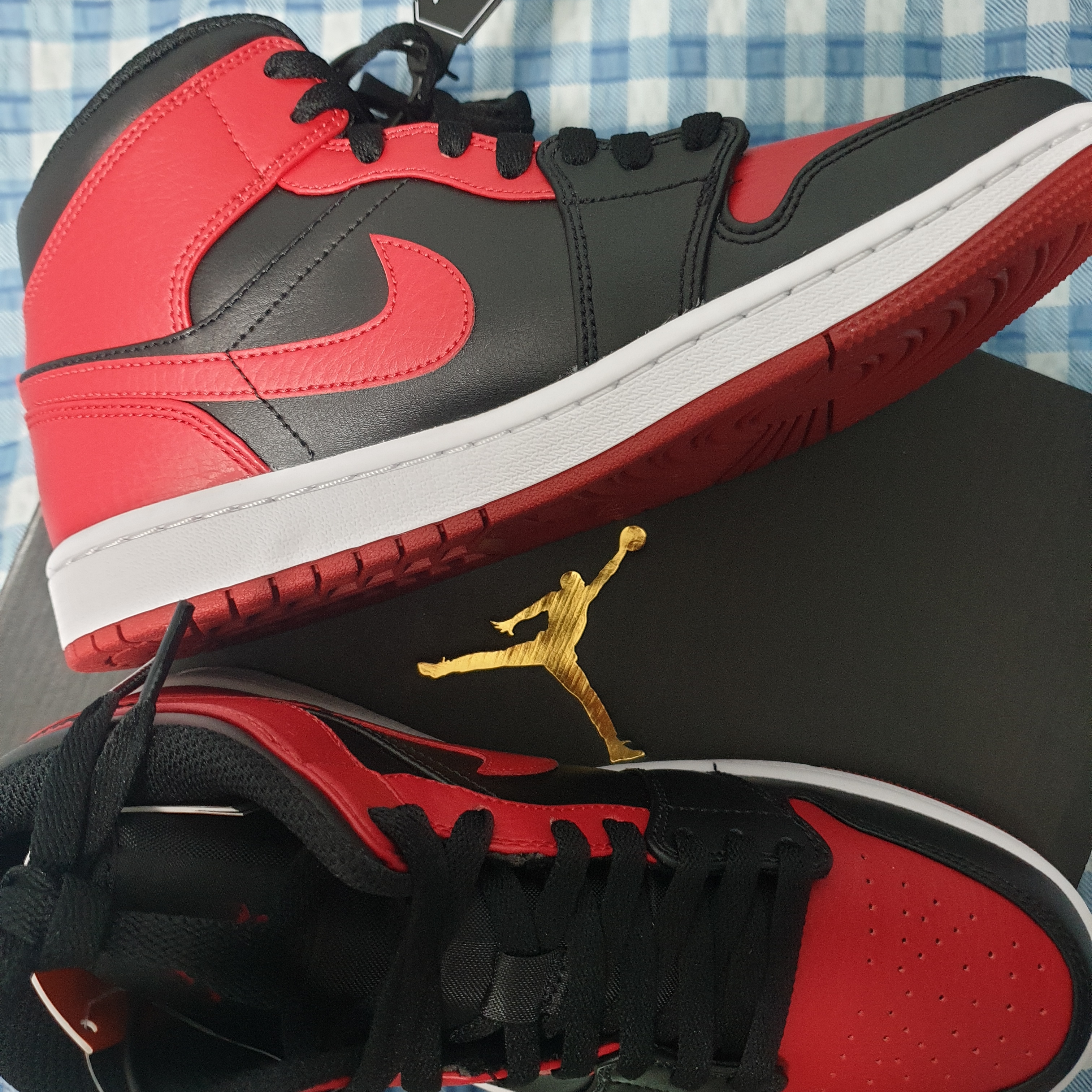 Jordan 1 Mid Bred Banned 2020 착용 스타일