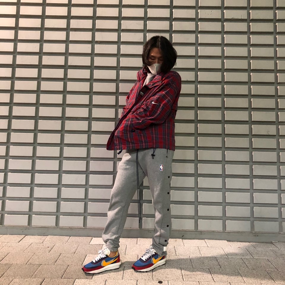 Nike x Sacai LDWaffle Blue Multi 착용 스타일