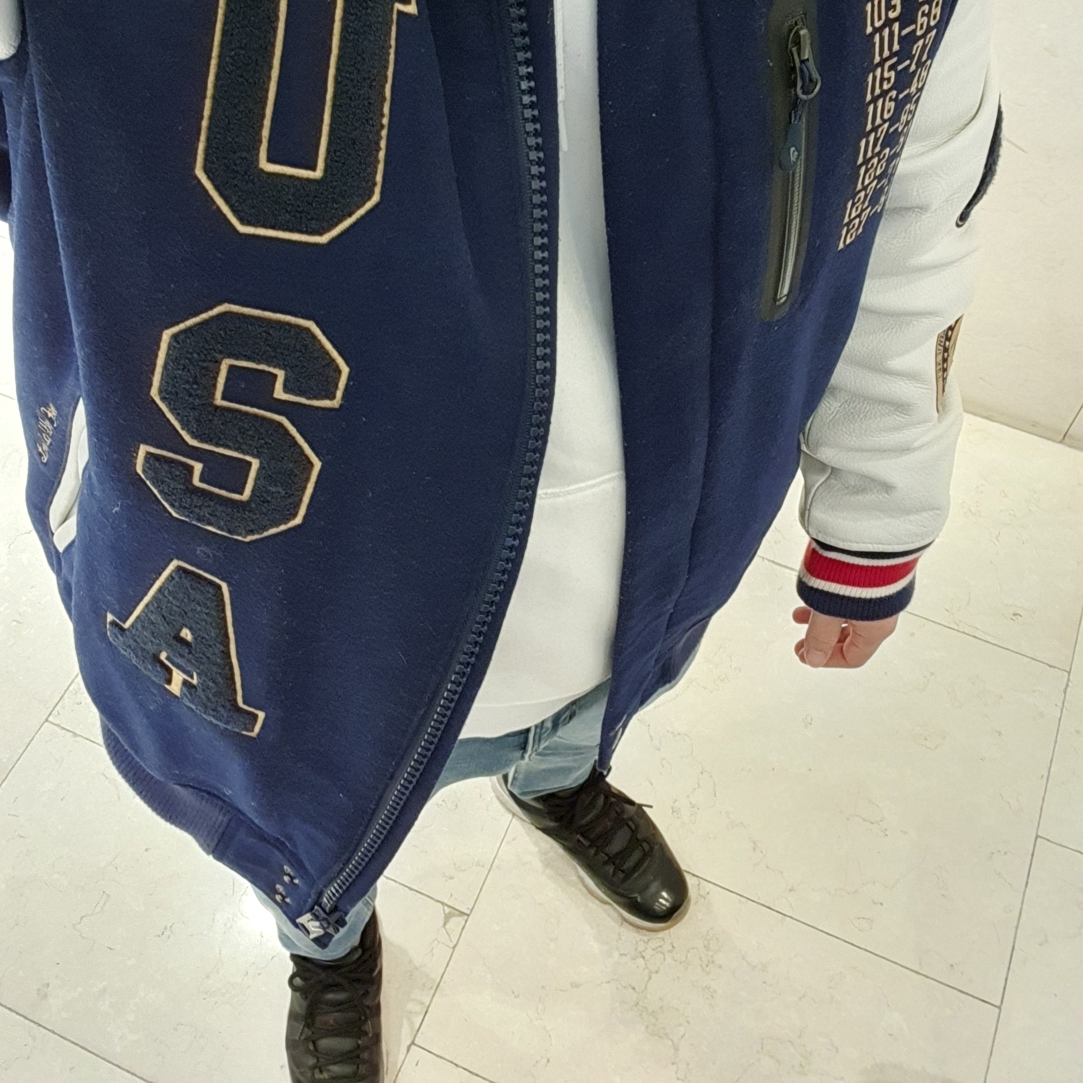 Jordan 11 Retro 72-10 착용 스타일