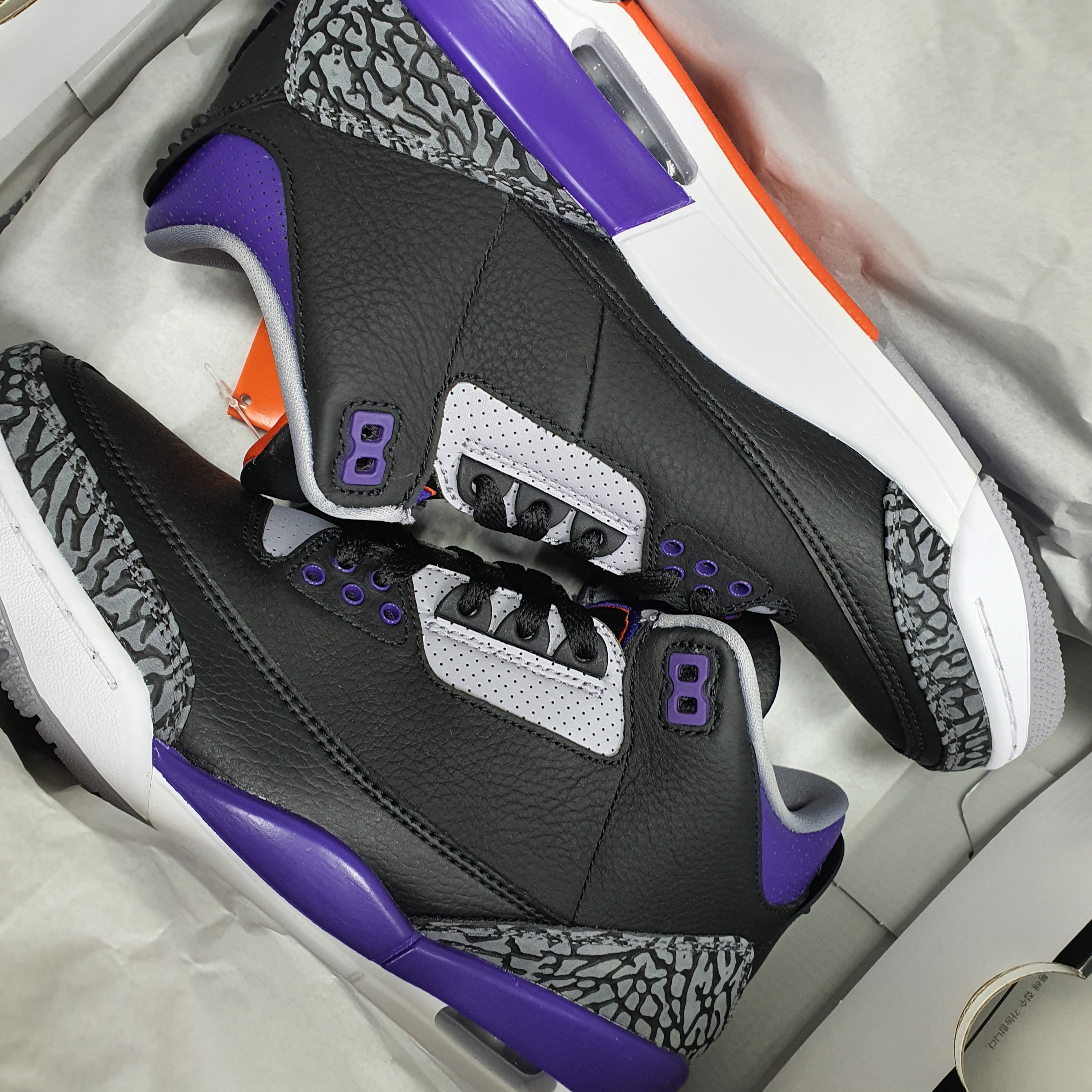 Jordan 1 Mid Bred Banned 2020, Jordan 3 Retro Court Purple 착용 스타일 - 2