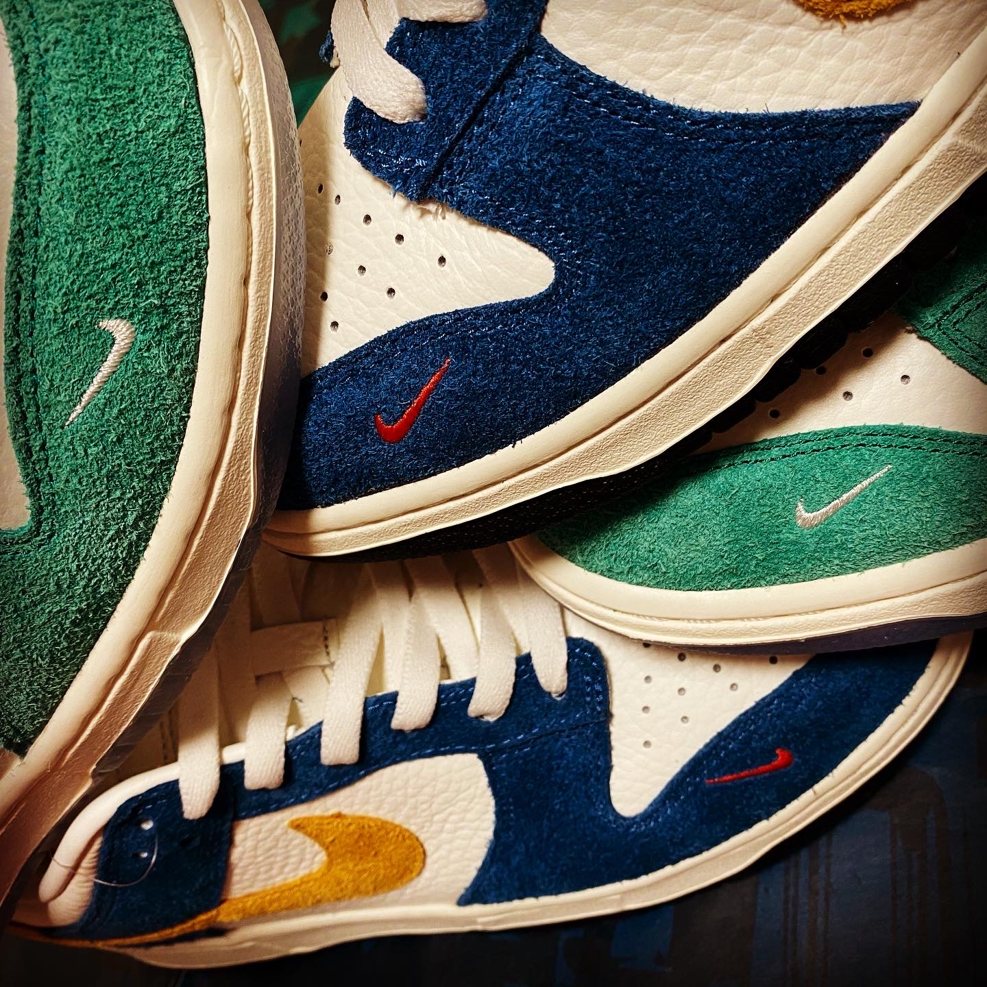 Nike x Kasina Dunk Low Road Sign - Kasina Exclusive, Nike x Kasina Dunk Low 80's Bus 착용 스타일