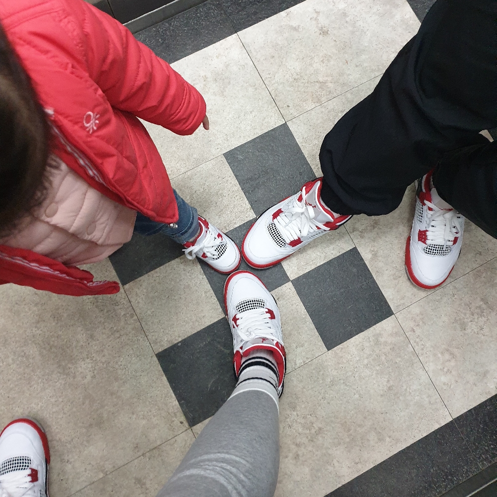 KREAM 프로필 이미지