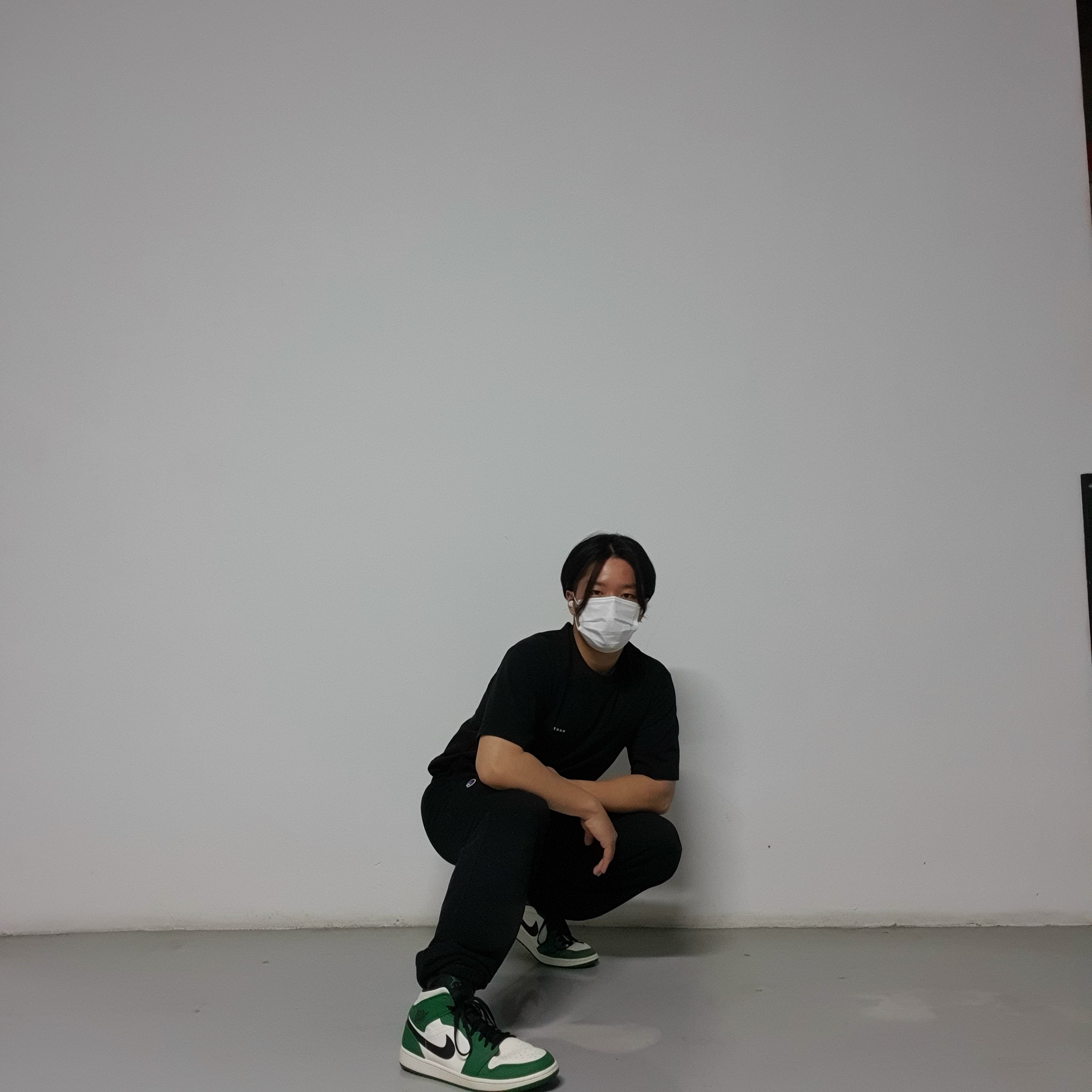 Jordan 1 Mid Pine Green 착용 스타일 - 1