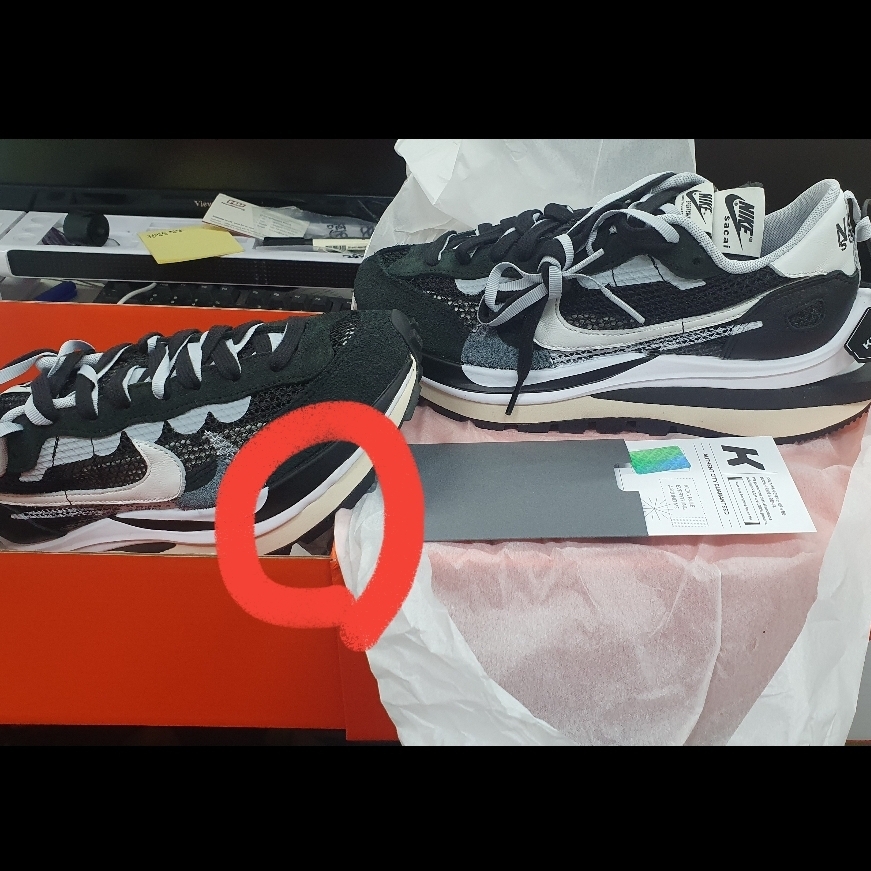 Nike x Sacai VaporWaffle Black White 착용 스타일