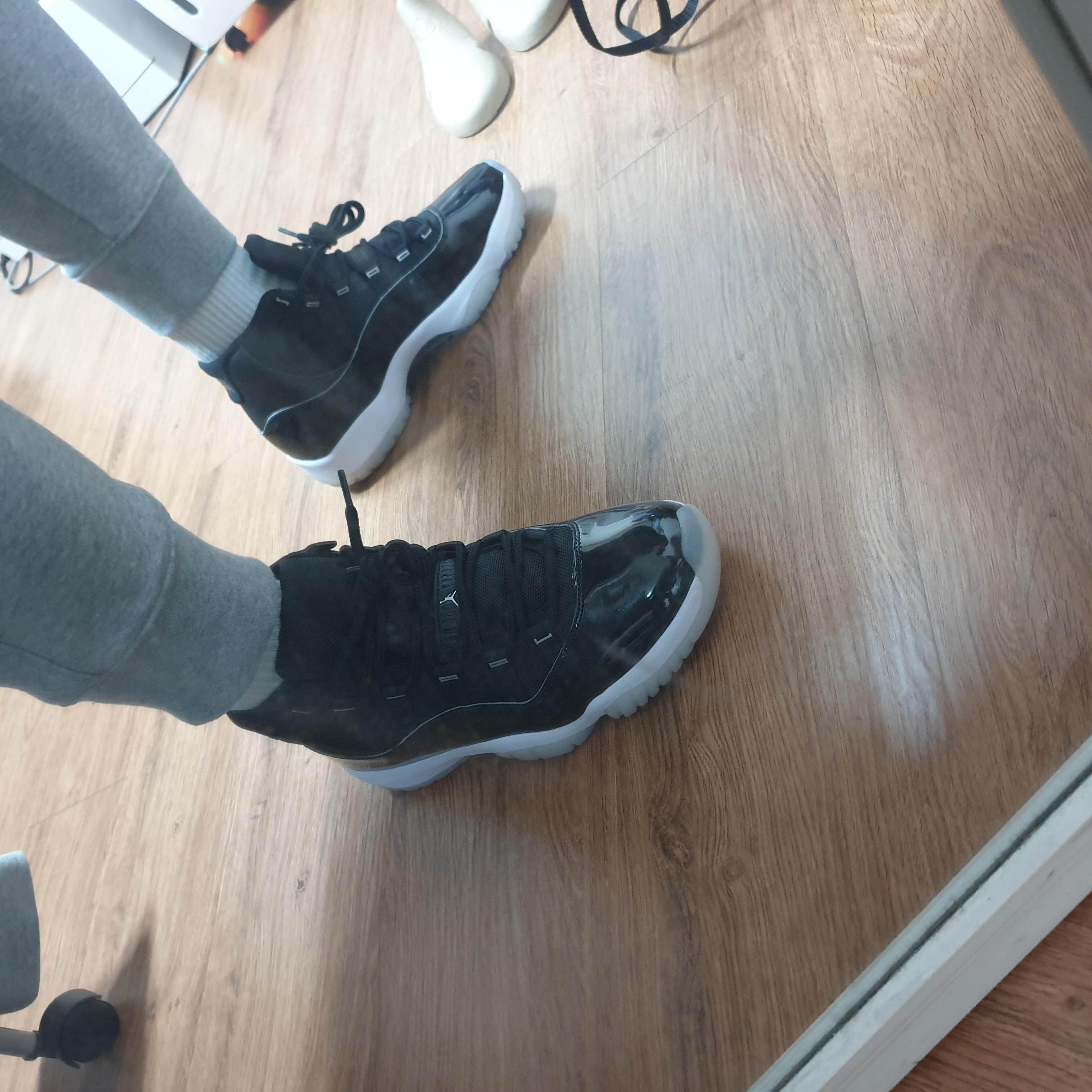 Jordan 11 Retro Jubilee 착용 스타일
