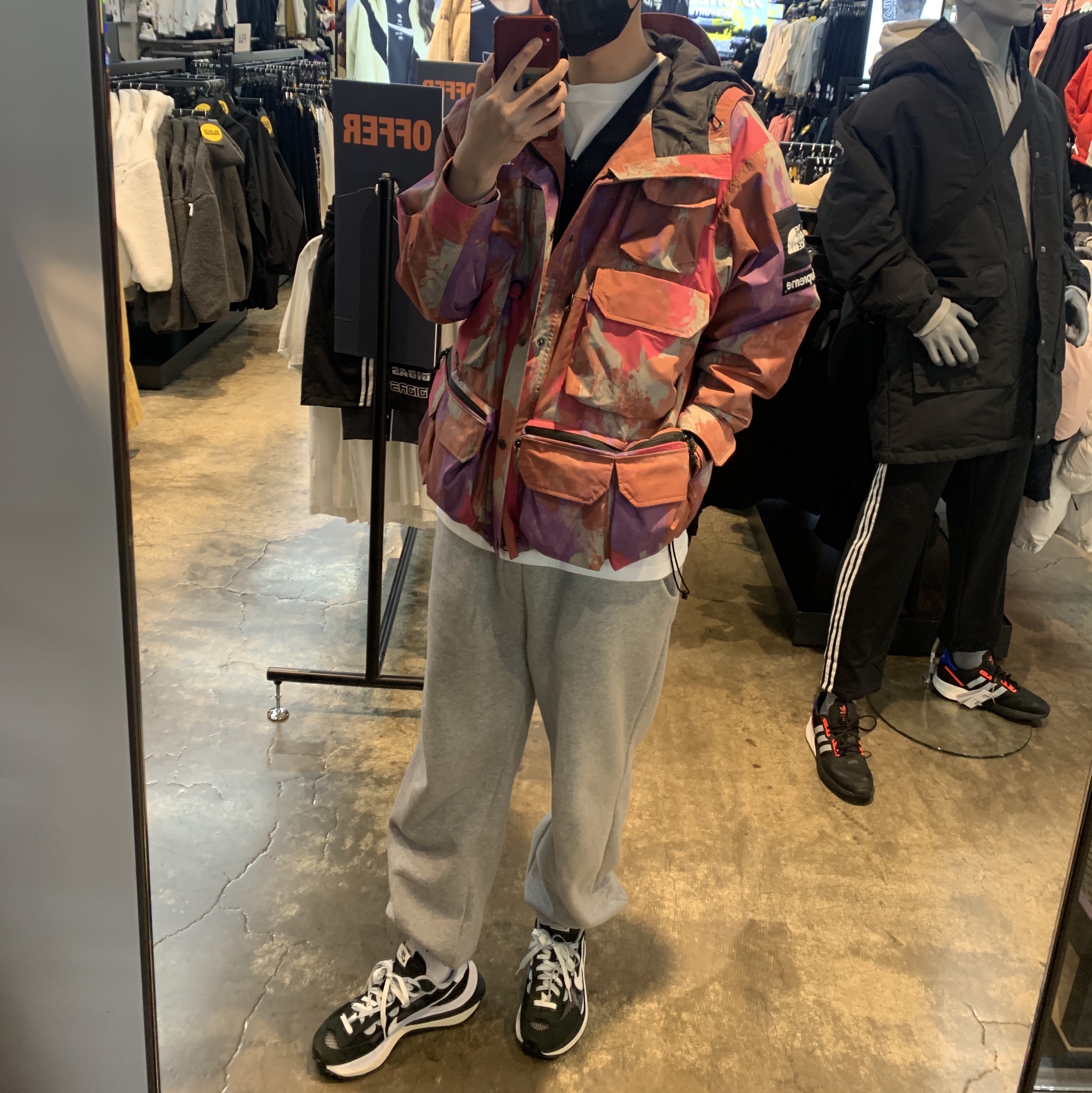 Nike x Sacai VaporWaffle Black White 착용 스타일