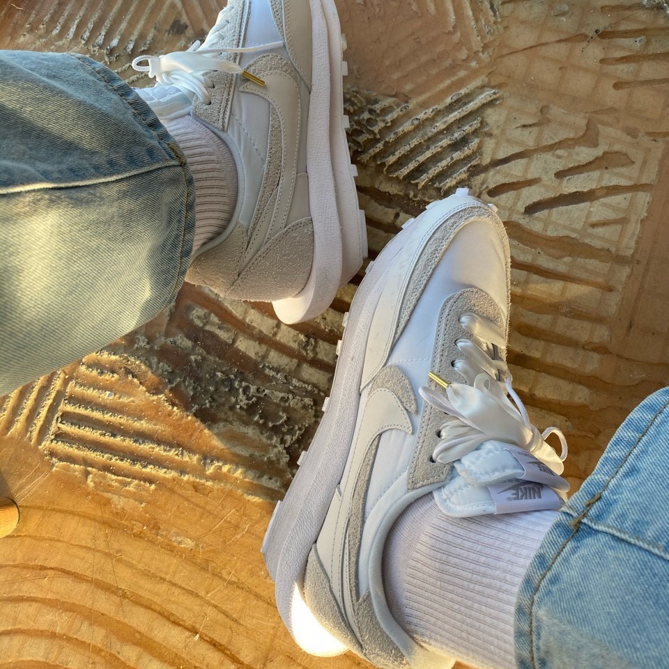 Nike x Sacai LDWaffle White Nylon 착용 스타일