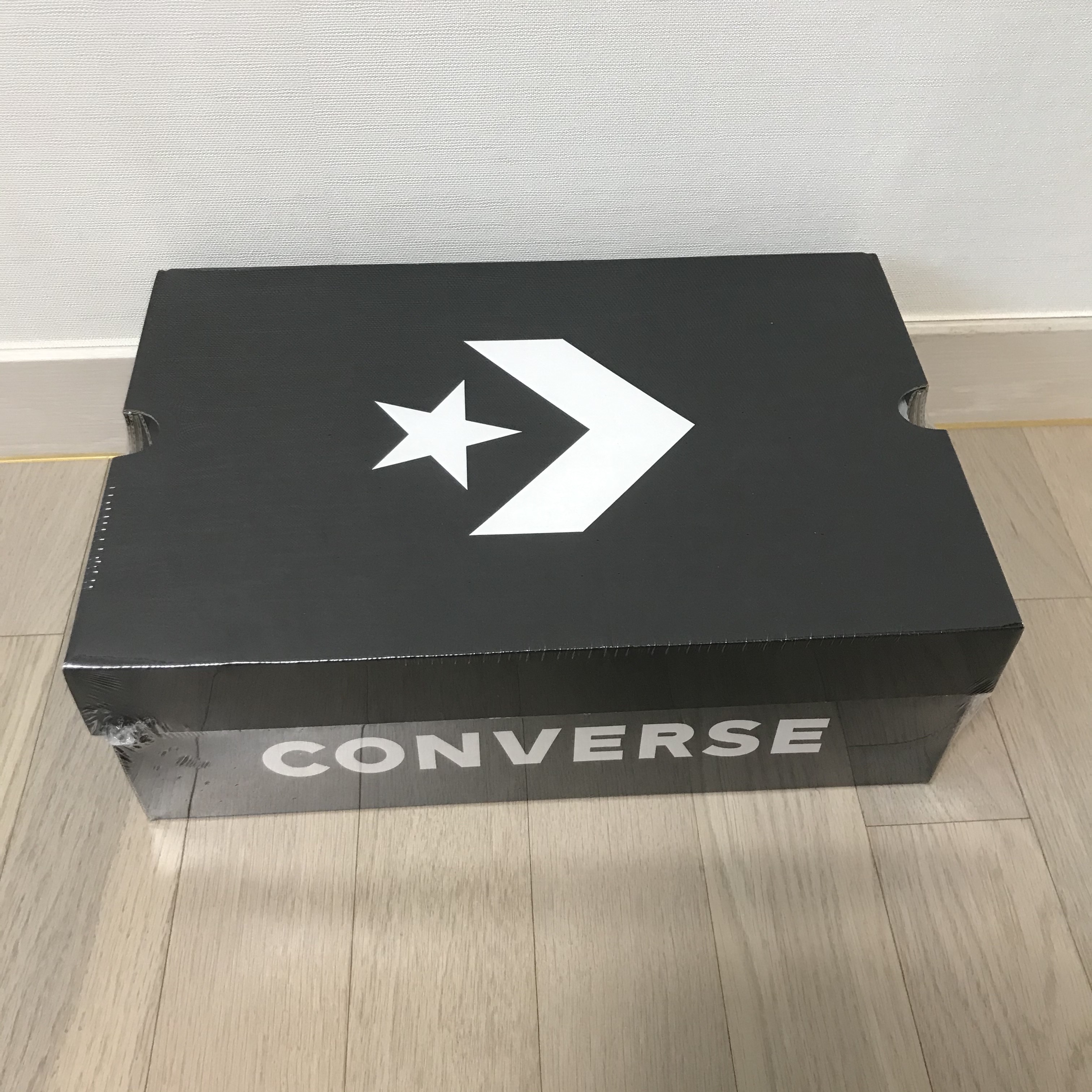 Converse Run Star Hike Hi Black White Gum 착용 스타일 - 3