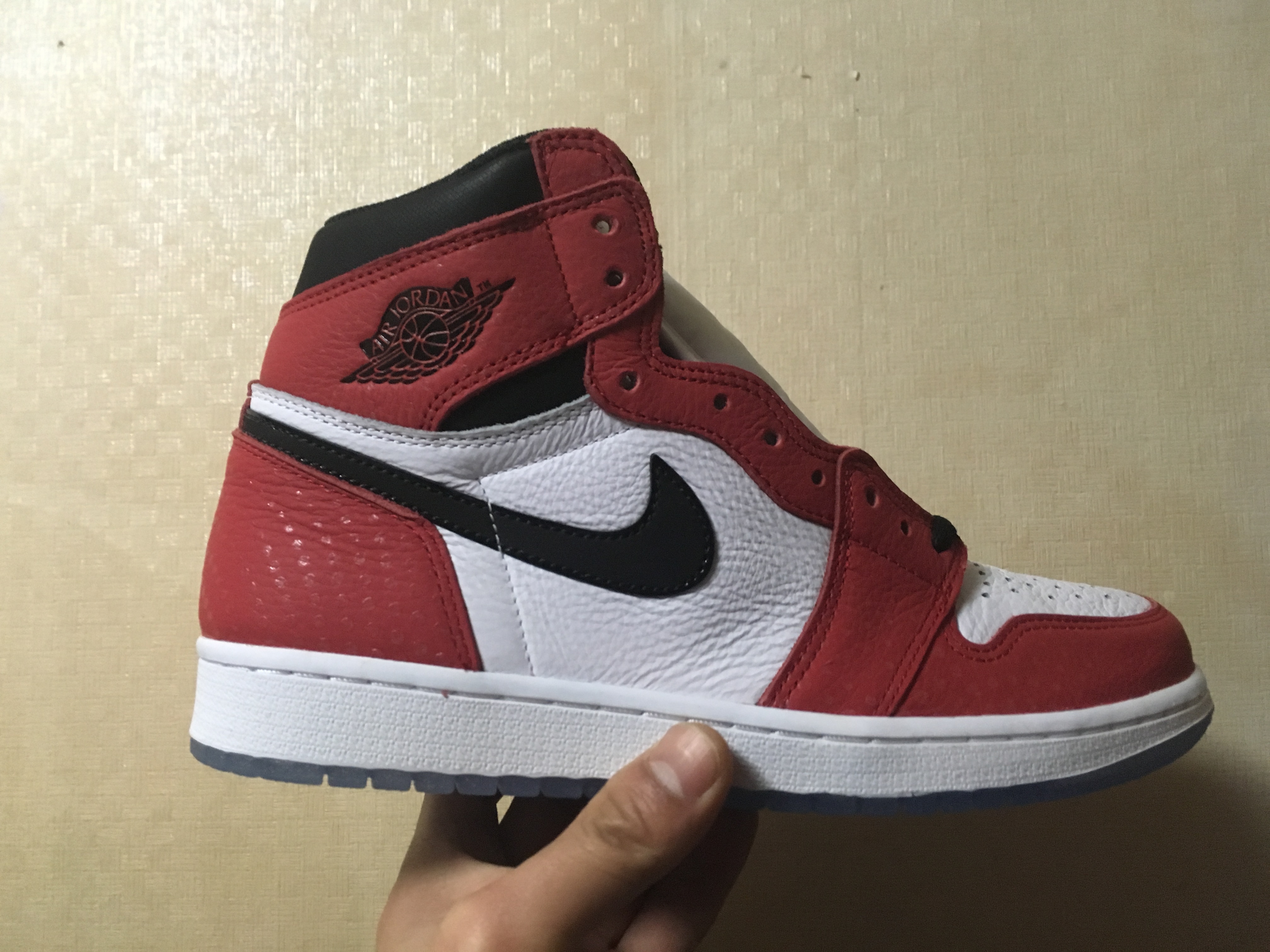 Jordan 1 Retro High Spider-Man Origin Story 착용 스타일