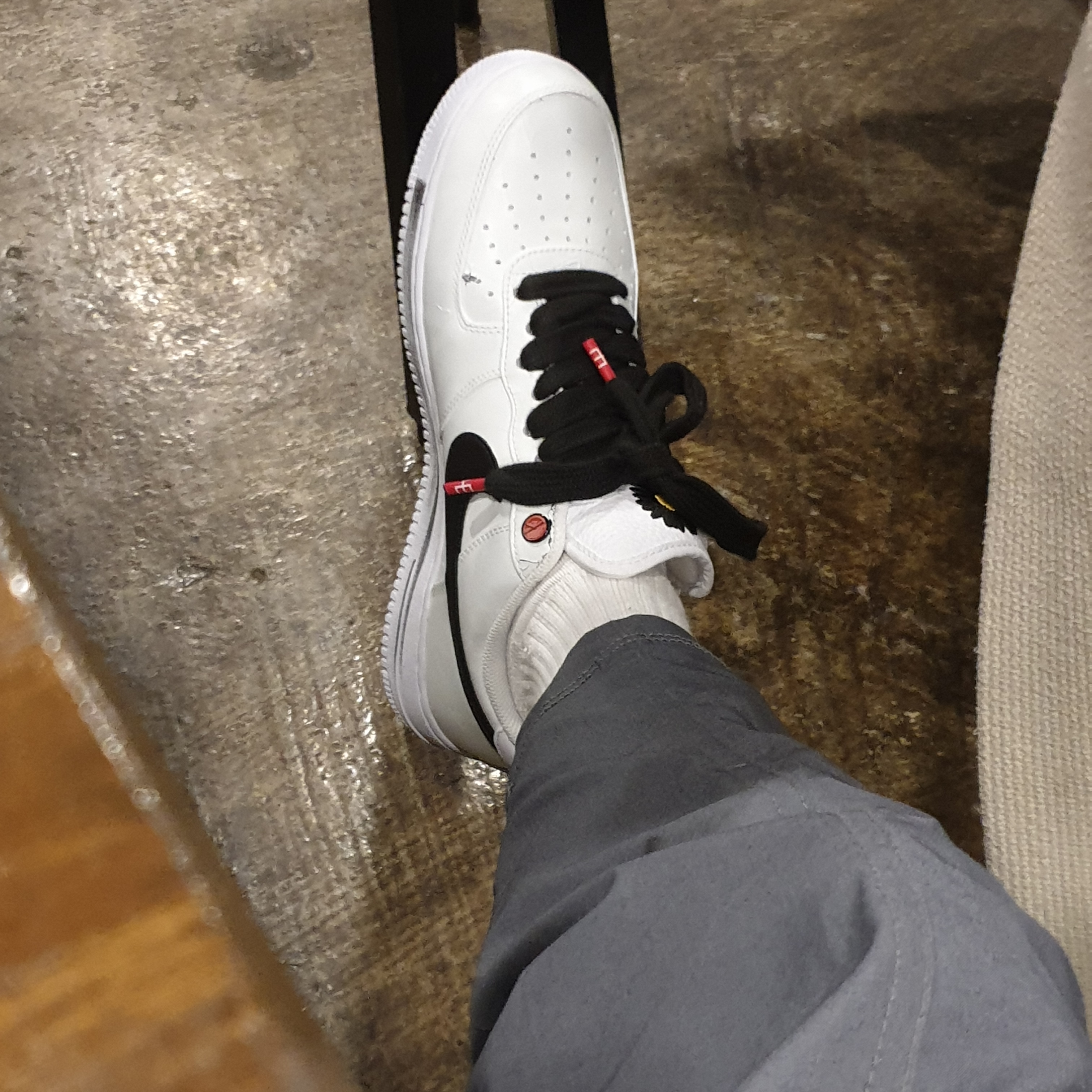 Nike x Peaceminusone Air Force 1 Low Para-Noise 2.0 착용 스타일