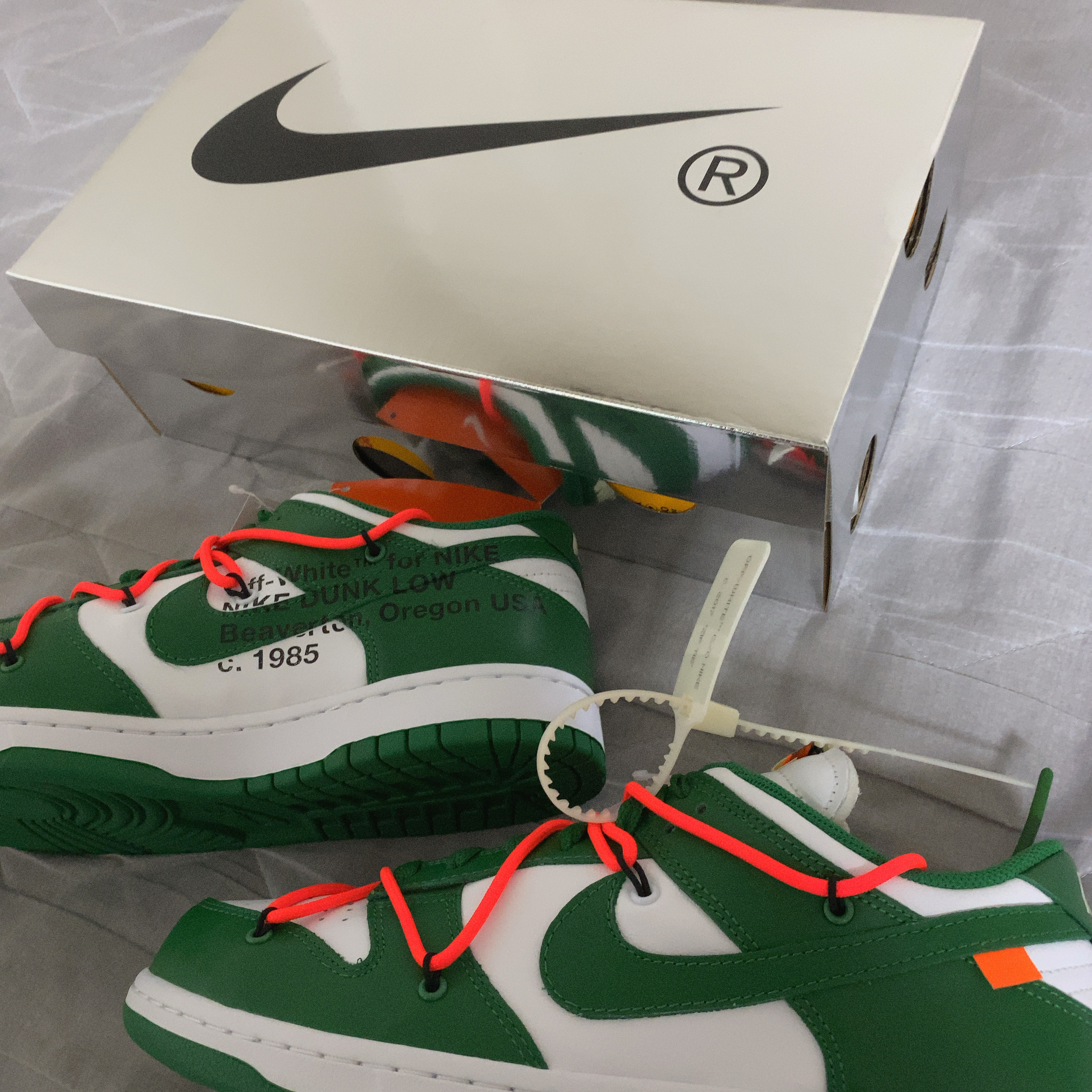 Nike x Off-White Dunk Low Pine Green 착용 스타일 - 1