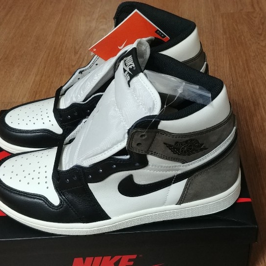 Jordan 1 Retro High OG Black Mocha 착용 스타일