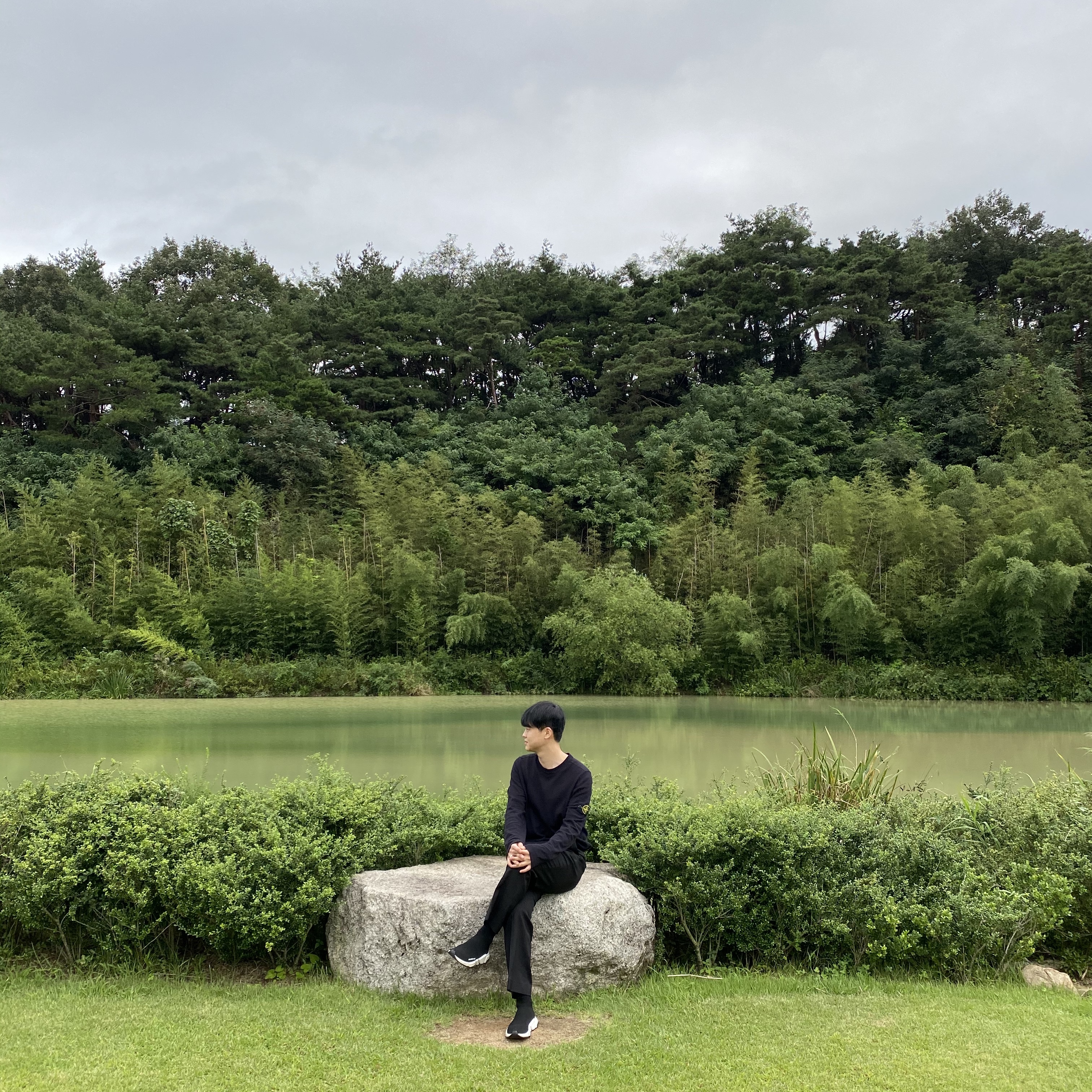 Balenciaga Speed Trainer Black White 2019 착용 스타일