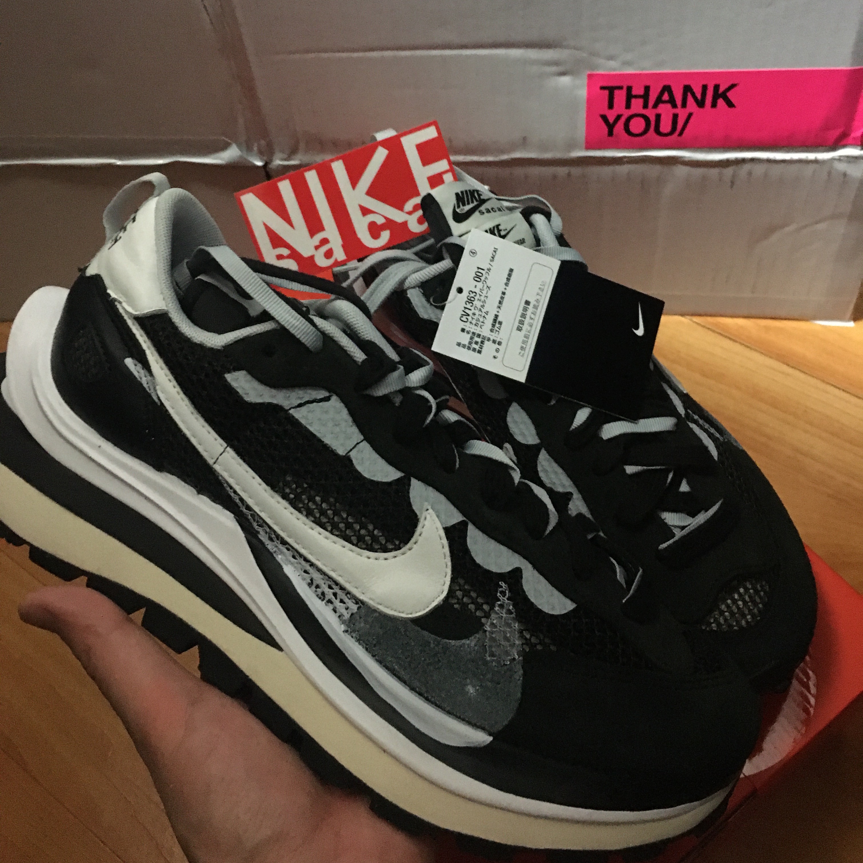 Nike x Sacai VaporWaffle Black White 착용 스타일