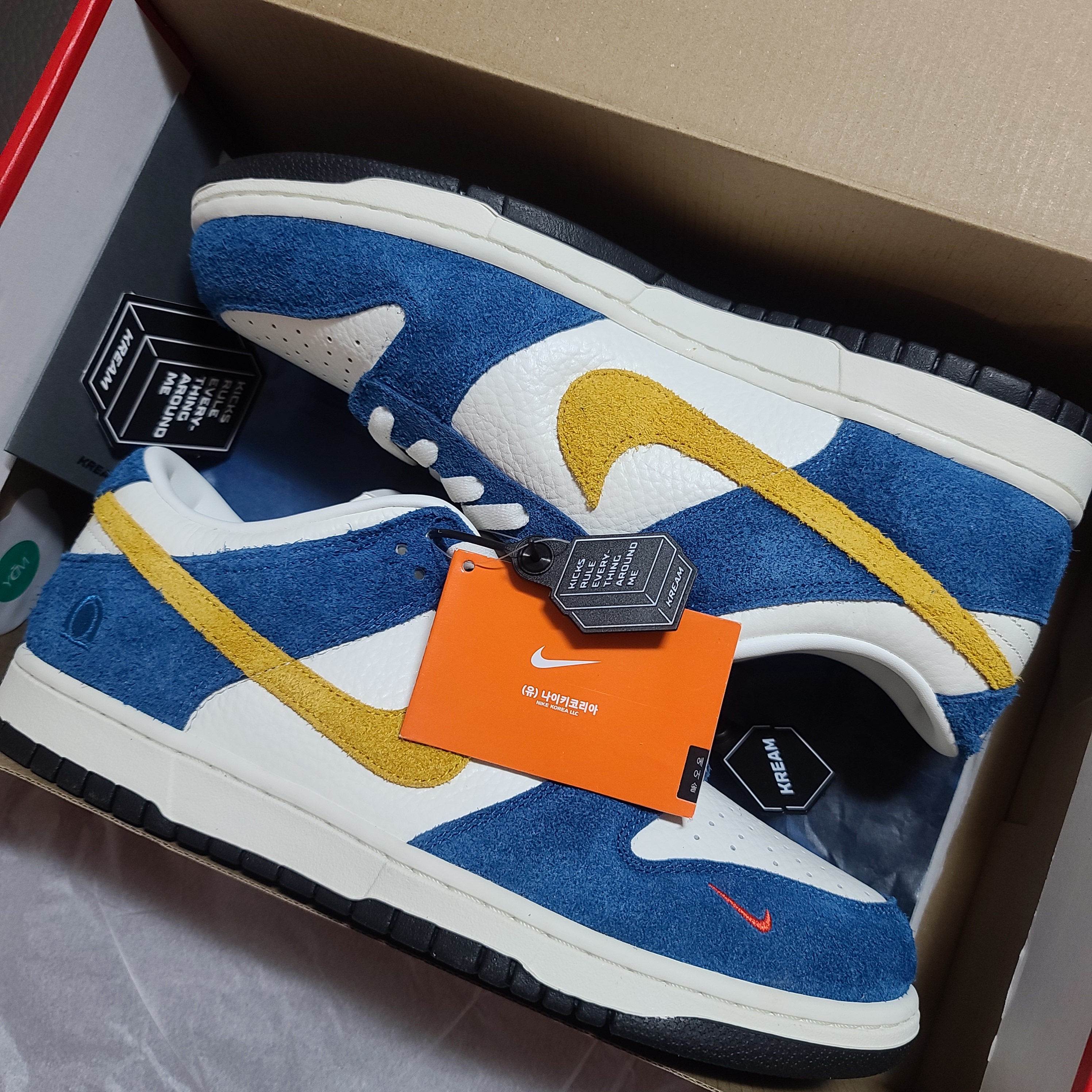 Nike x Kasina Dunk Low 80's Bus 착용 스타일