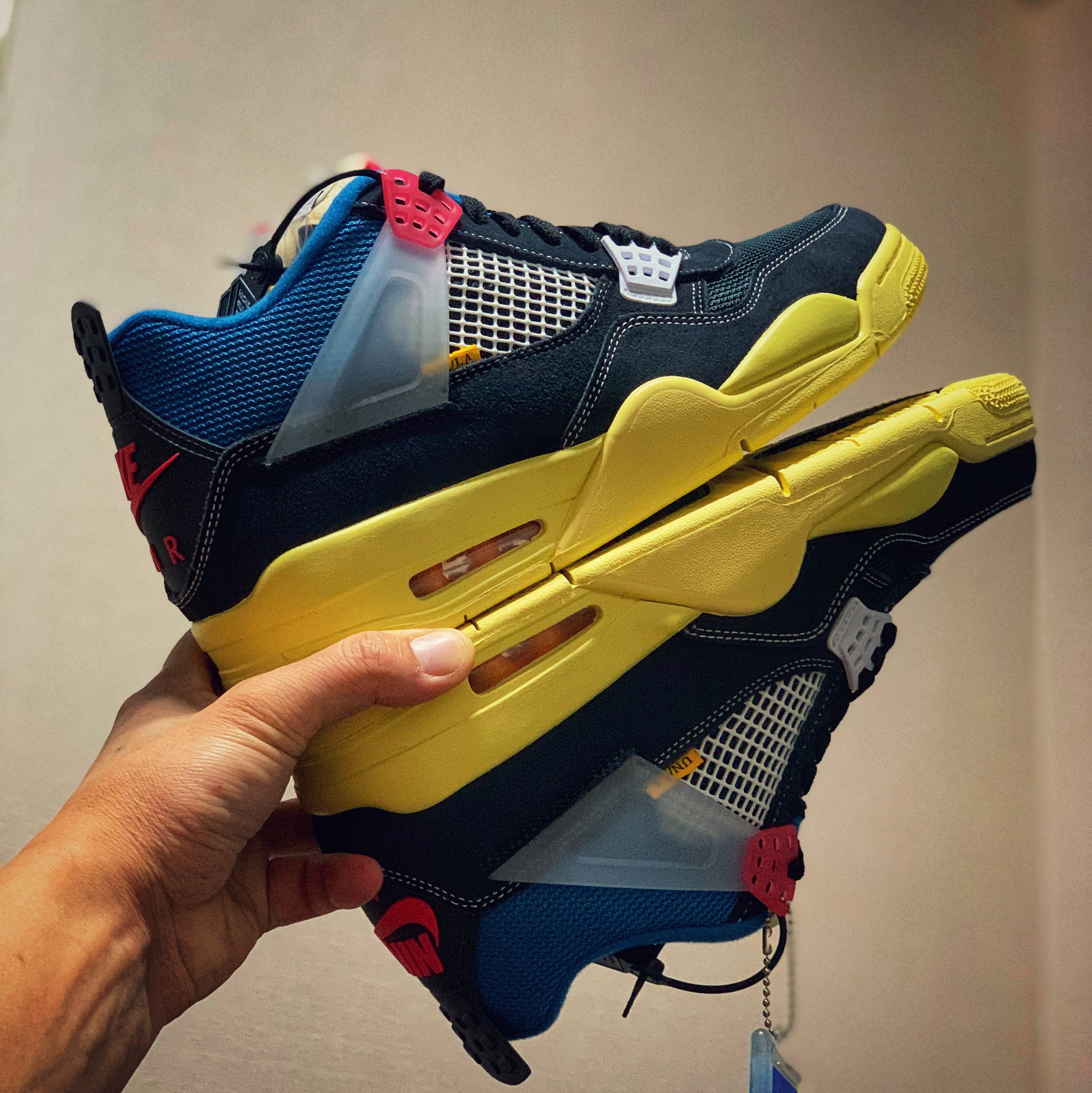 Jordan 4 x Union Retro Off Noir 착용 스타일