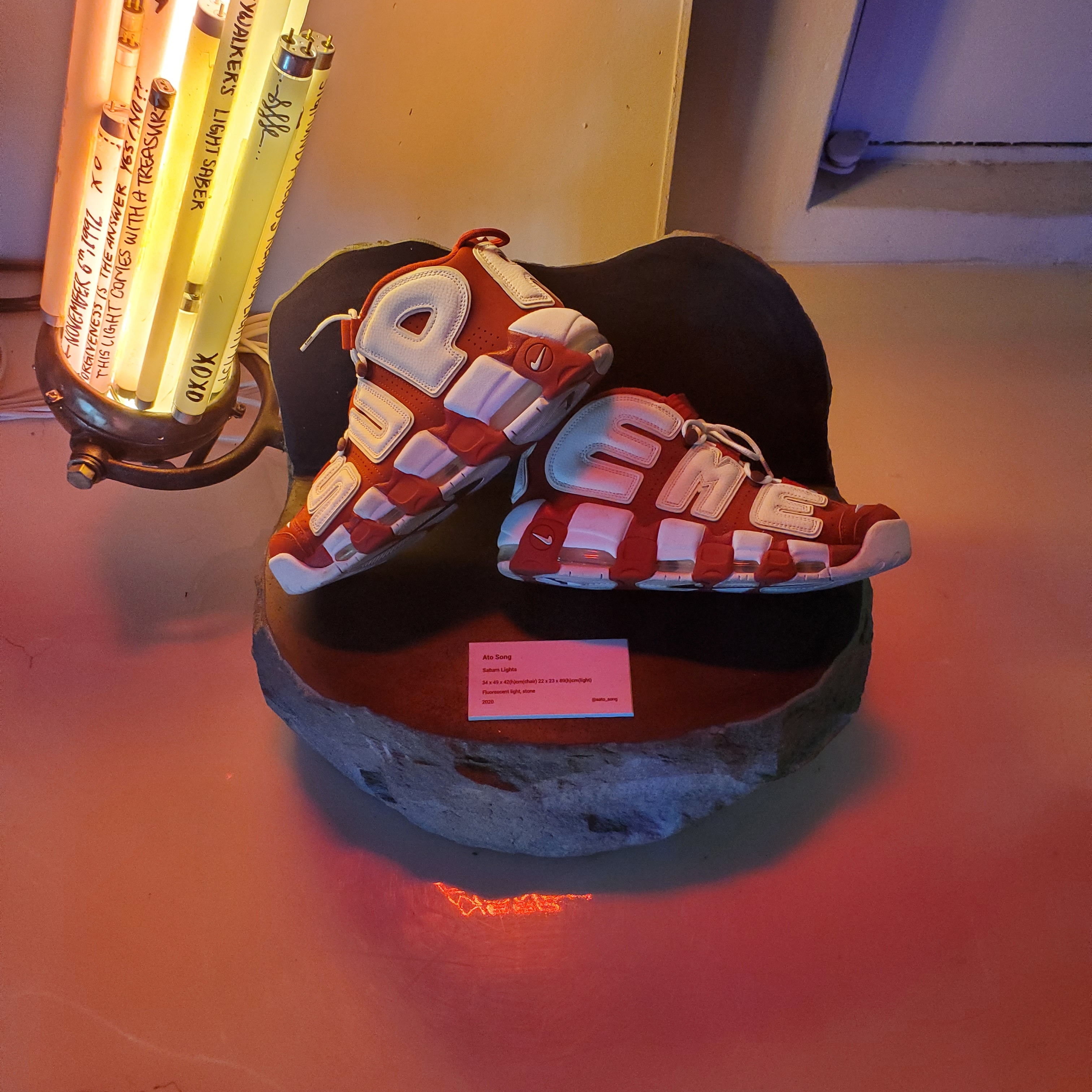 Nike x Supreme Air More Uptempo Suptempo Red 착용 스타일
