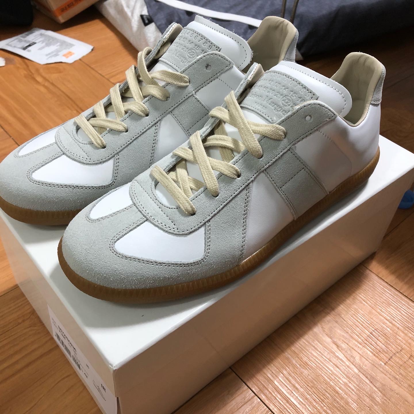 Maison Margiela Calfskin Replica Sneakers 착용 스타일 - 2