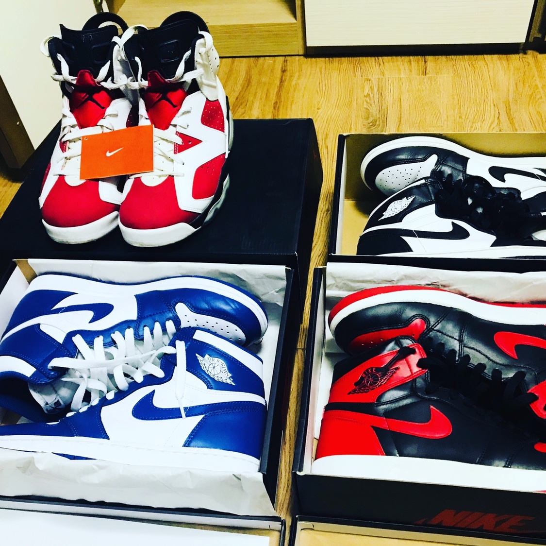Jordan 1 Retro High OG Black White 2014, Jordan 6 Retro Carmine 2014 착용 스타일