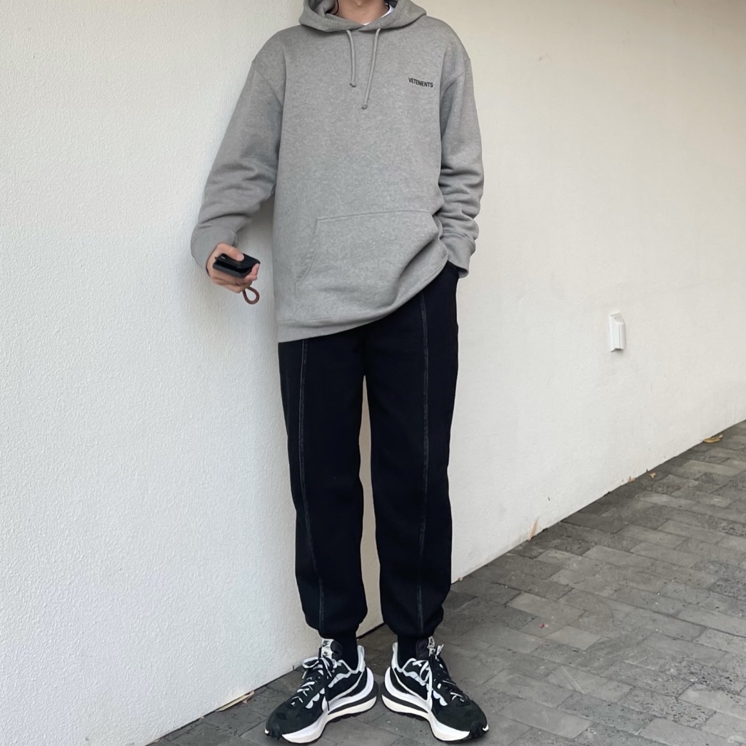 Nike x Sacai VaporWaffle Black White 착용 스타일